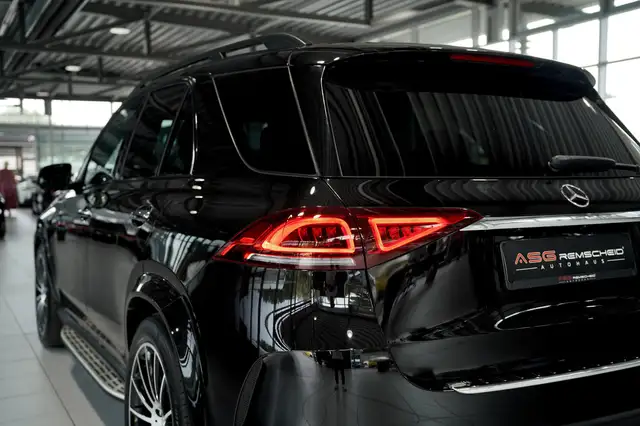 Mercedes-Benz Gle Class view 13