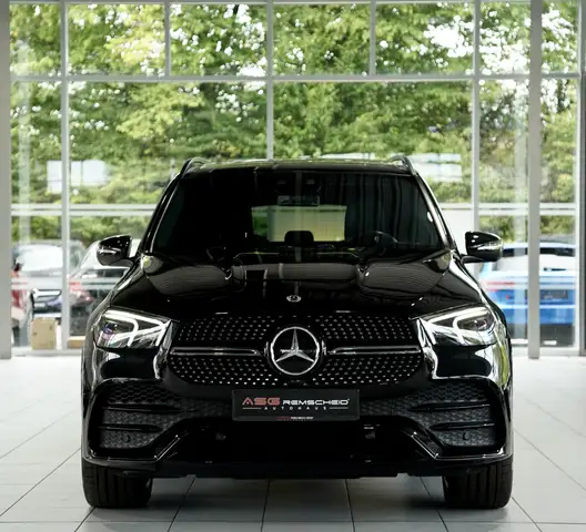 Mercedes-Benz Gle Class view 3
