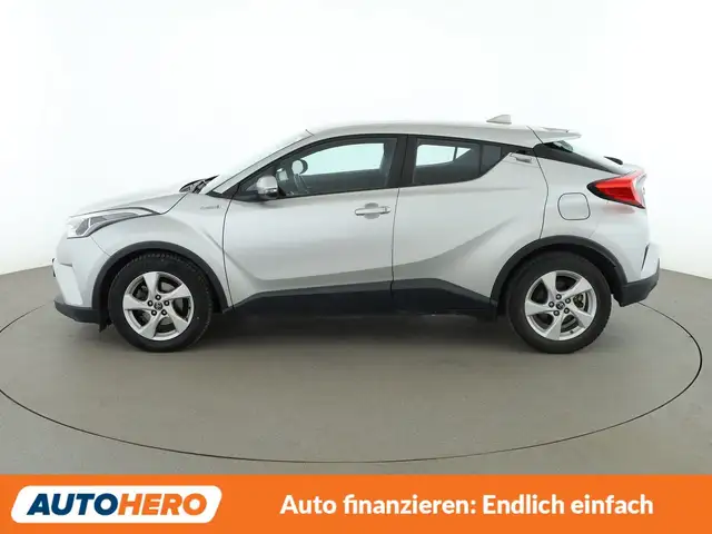 Toyota C-HR view 3