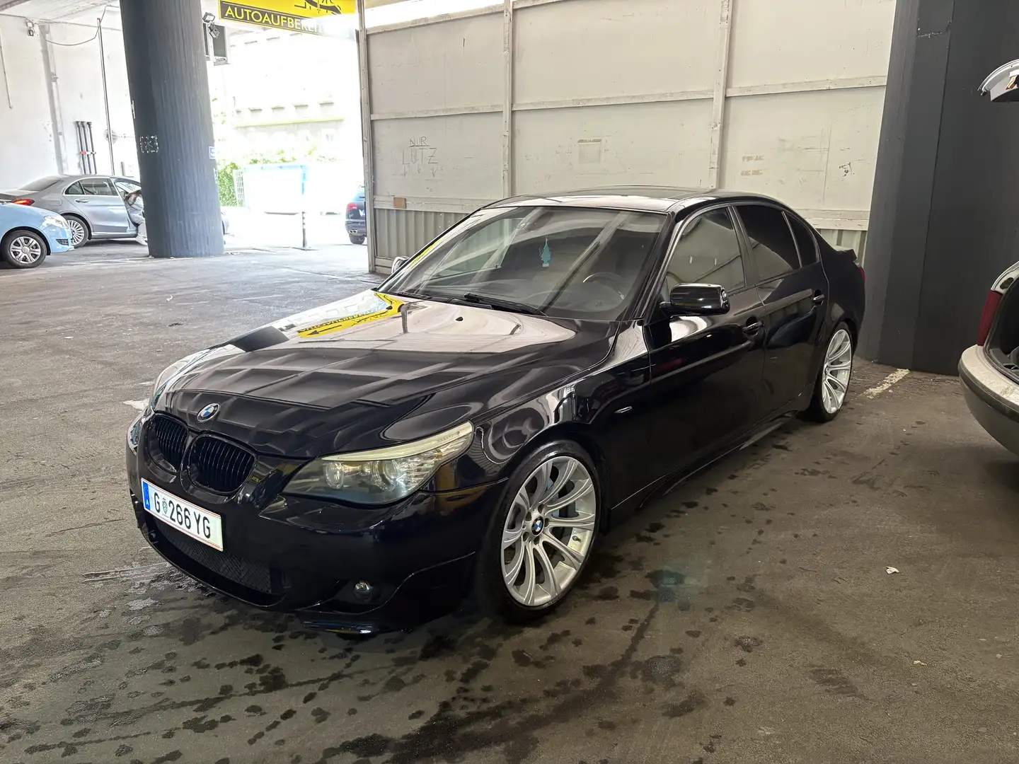 BMW 535 535i Limousine - 1