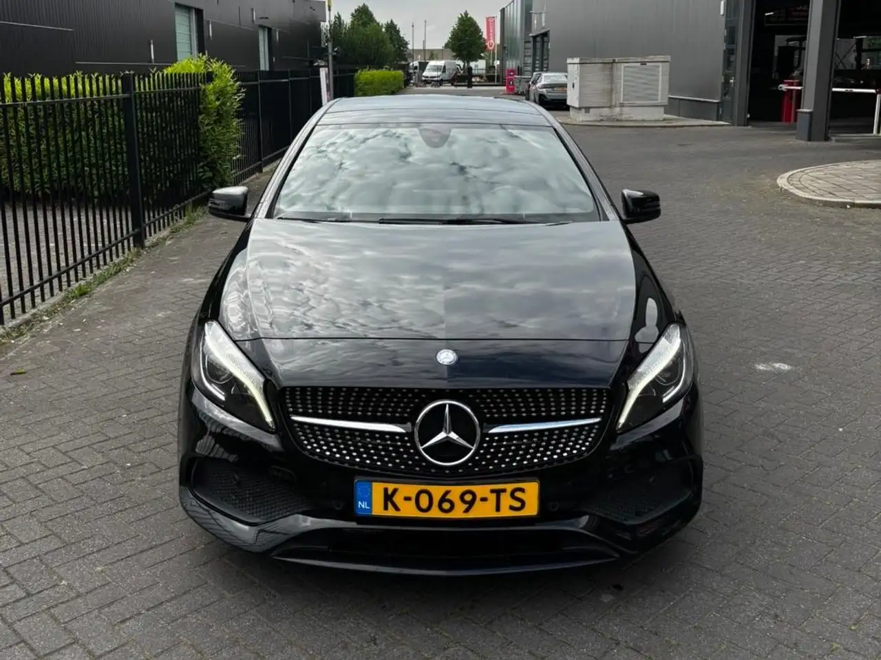 Mercedes-Benz A 200