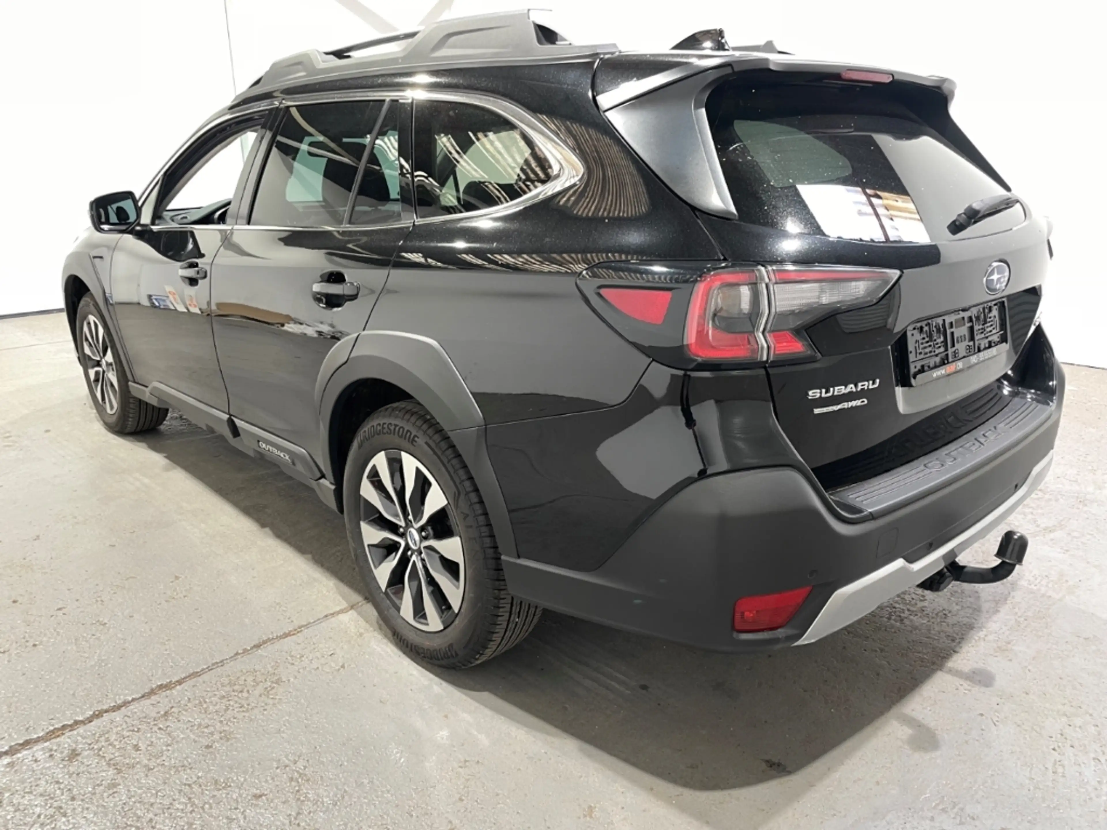 Subaru OUTBACK 2.5i Platinum Automatik Leder Navi ACC LED — photo 2