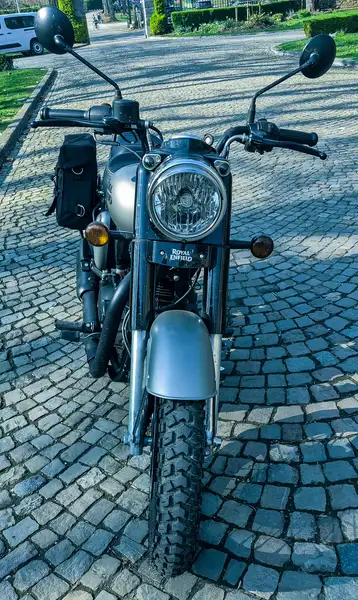 Royal Enfield Classic 350 - foto 3