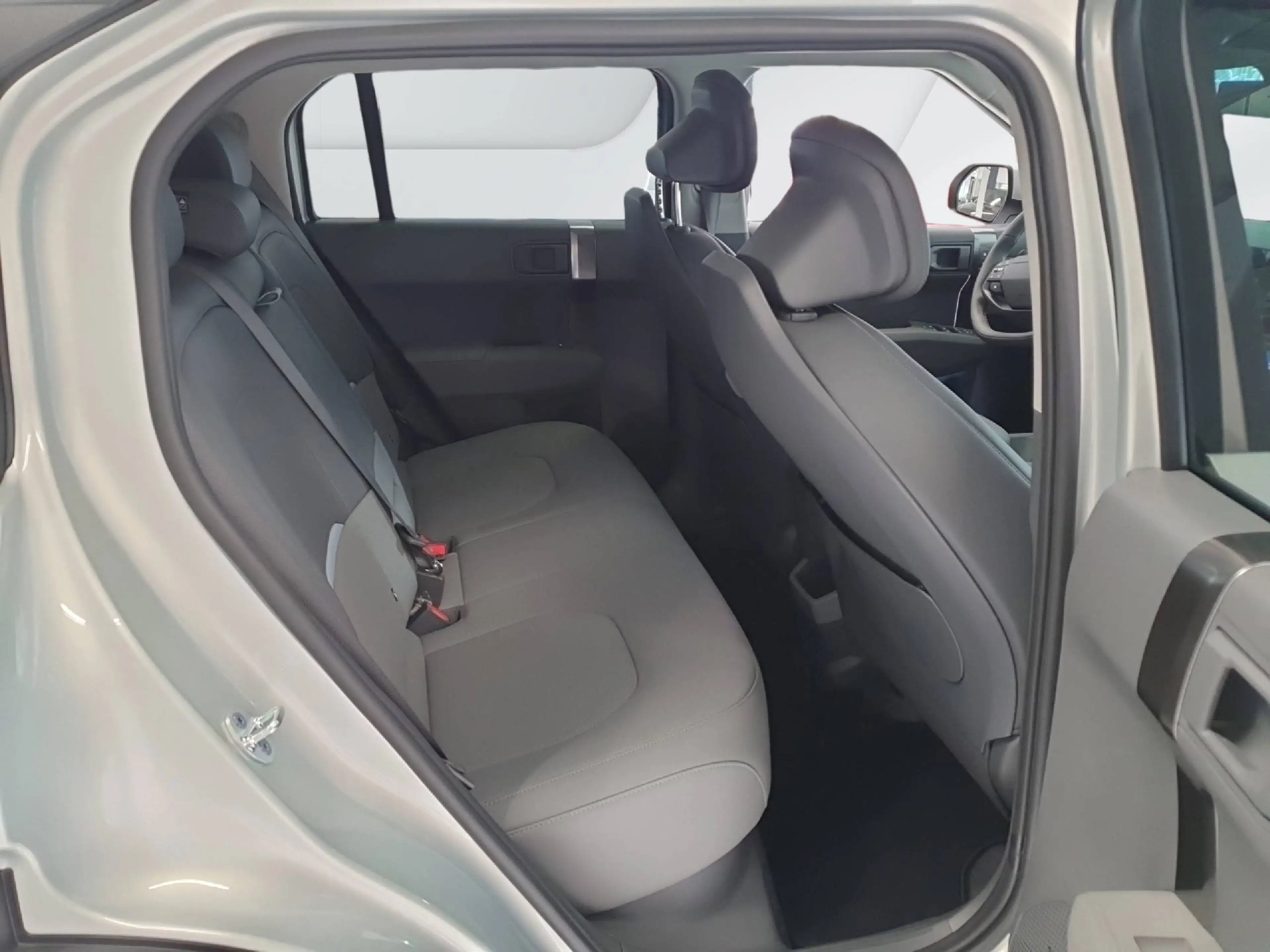Kia EV3 81.4 kWh 150 kW Earth — photo 7