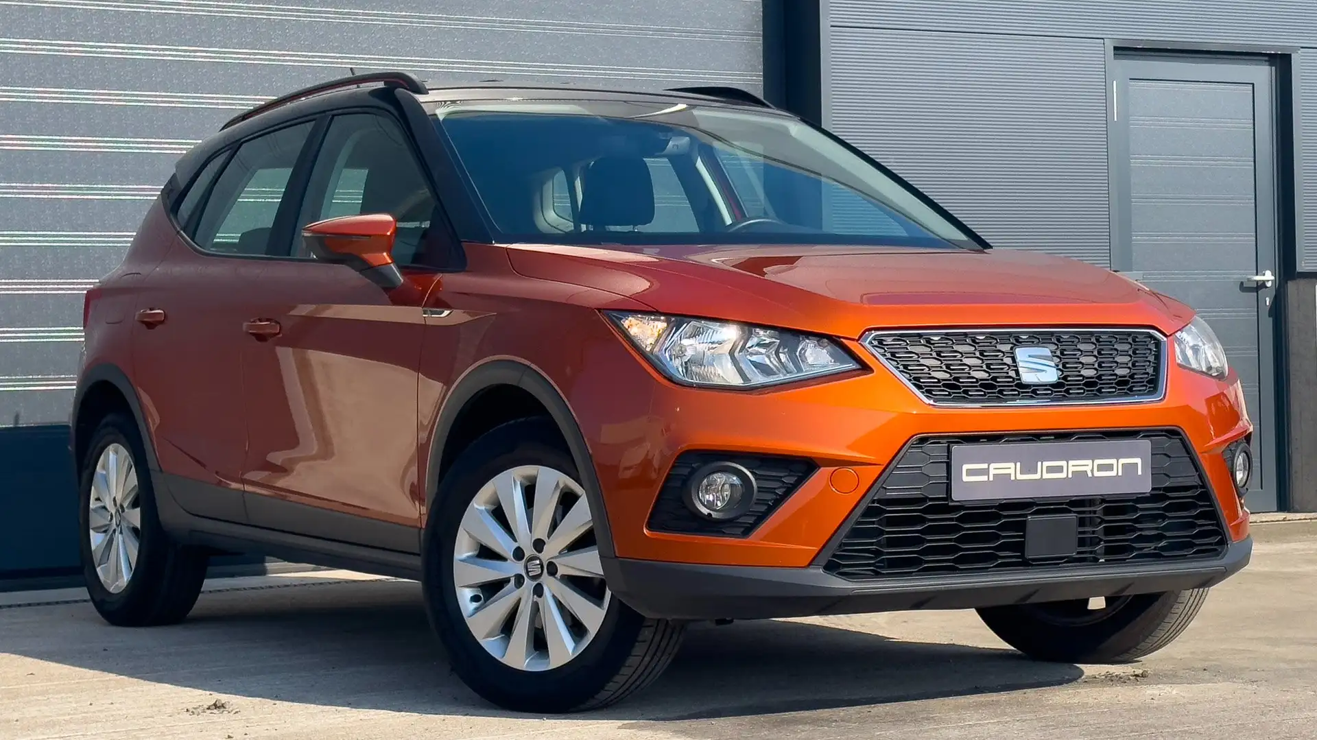 SEAT Arona 1.0 Sport / Cruise control / Touchscreen / Carplay Brons - 1