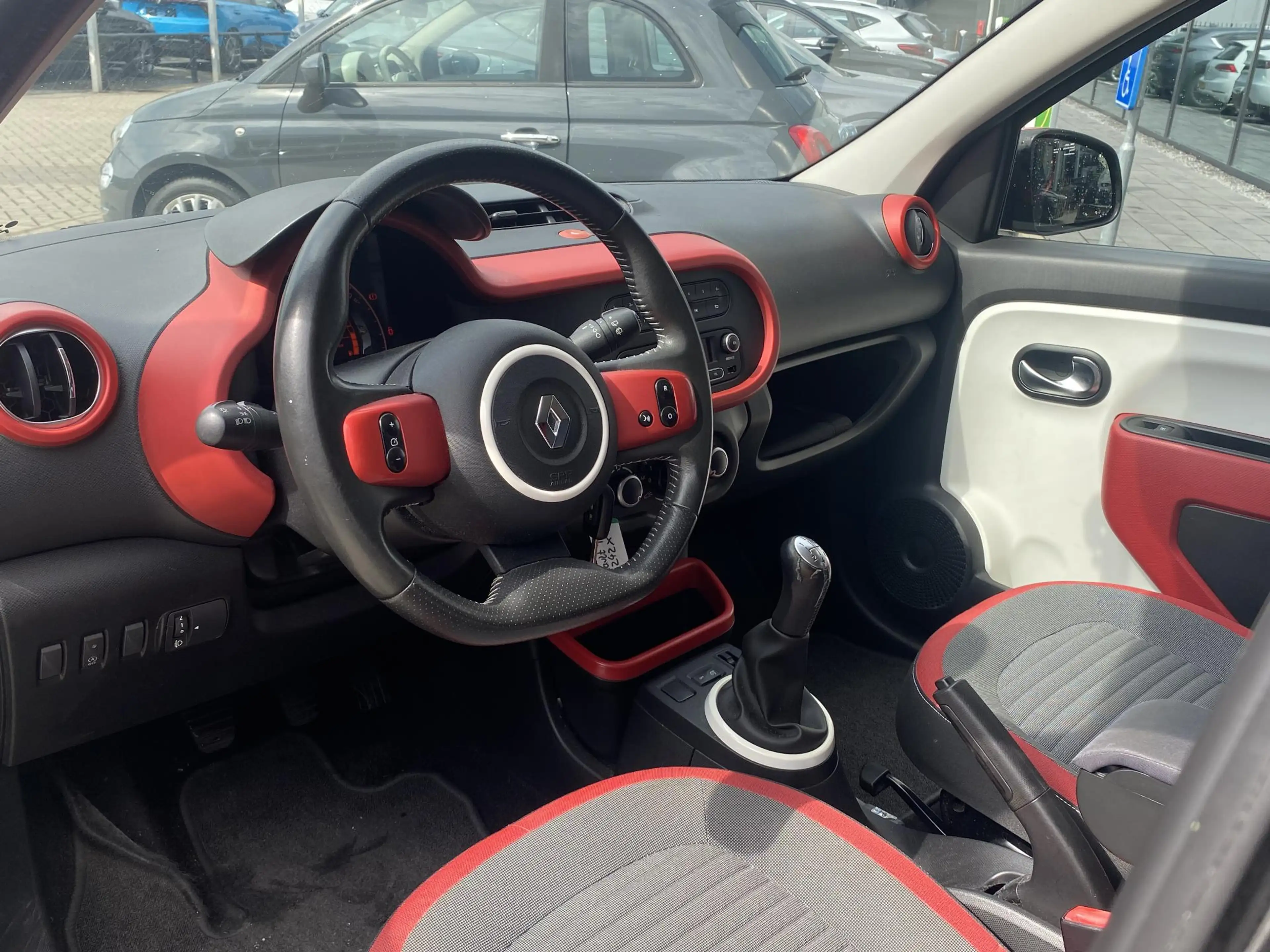 Renault Twingo 1.0 SCe Collection | AIRCO | BEGRENZER | — photo 4
