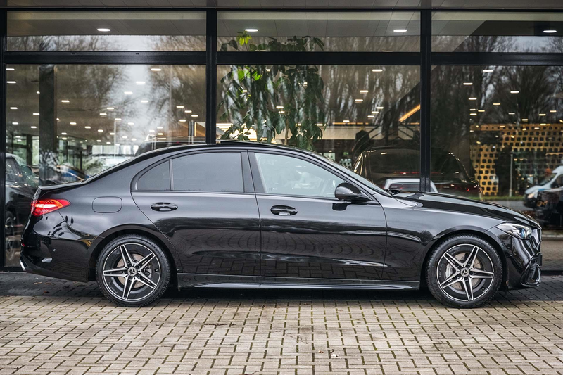 Mercedes-Benz C 180 AMG Line | Achteruitrijcamera | Panorama-schuifdak — photo 5
