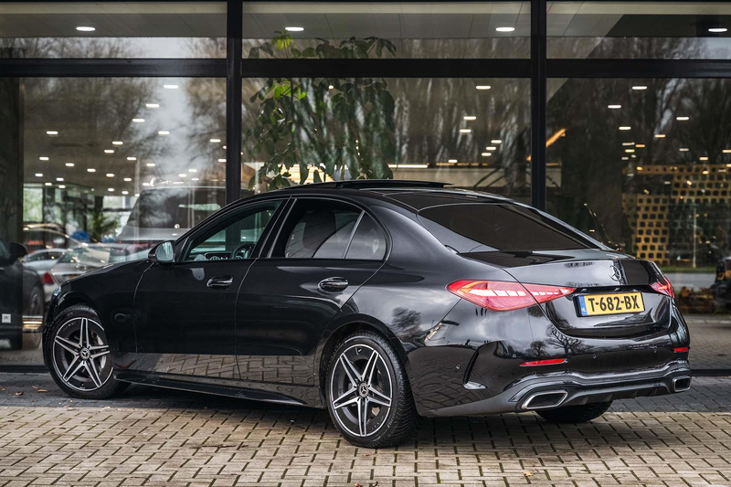 Mercedes-Benz C 180 AMG Line | Achteruitrijcamera | Panorama-schuifdak — photo 13