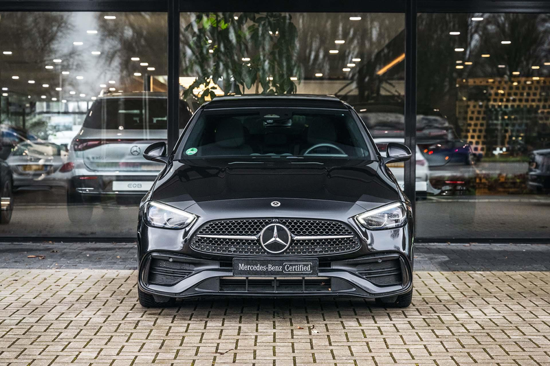 Mercedes-Benz C 180 AMG Line | Achteruitrijcamera | Panorama-schuifdak — photo 2