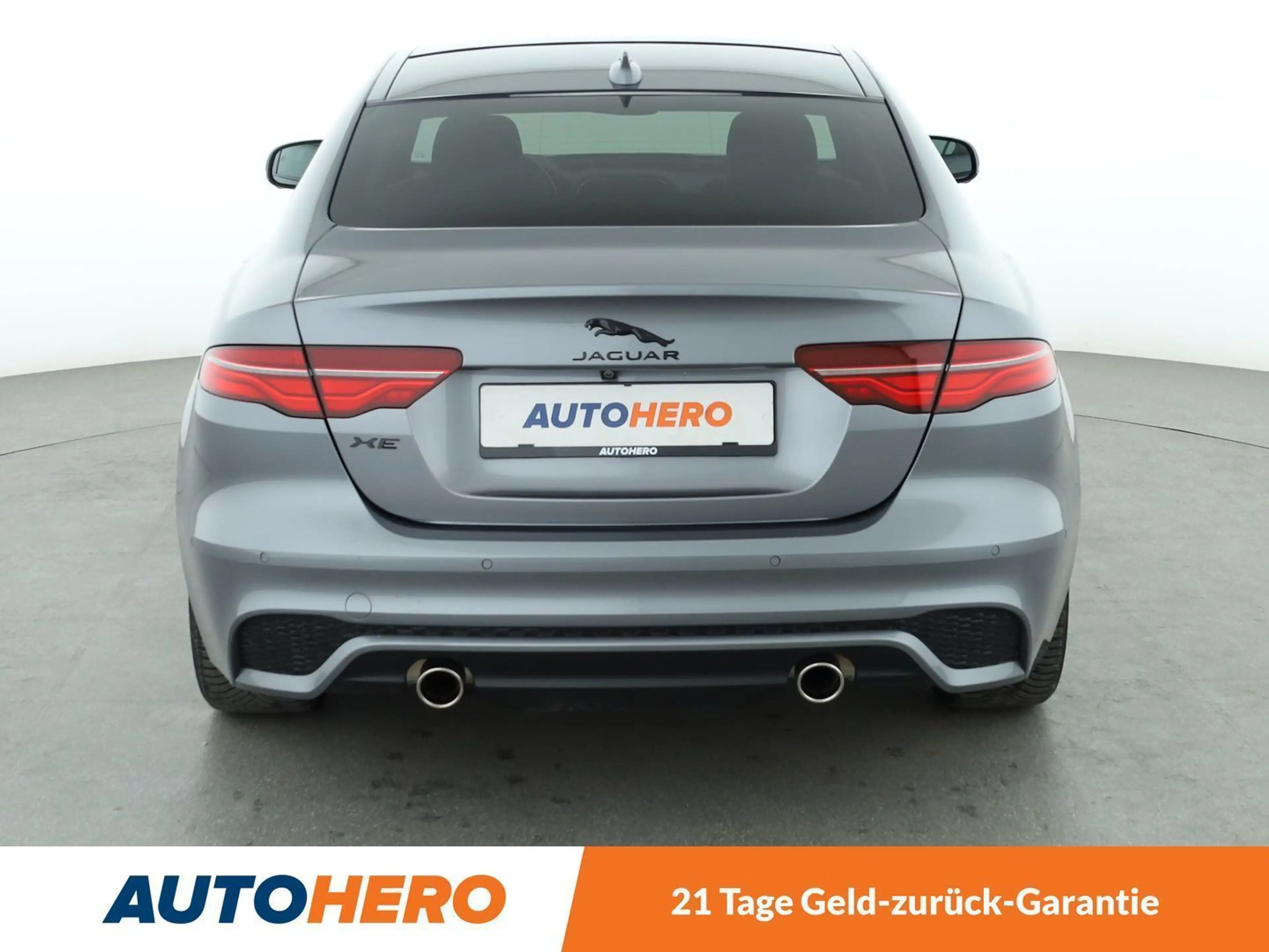 Jaguar XE 25t R-Dynamic Black Aut.*NAVI*LED*ACC*CAM*MERIDIAN — photo 5