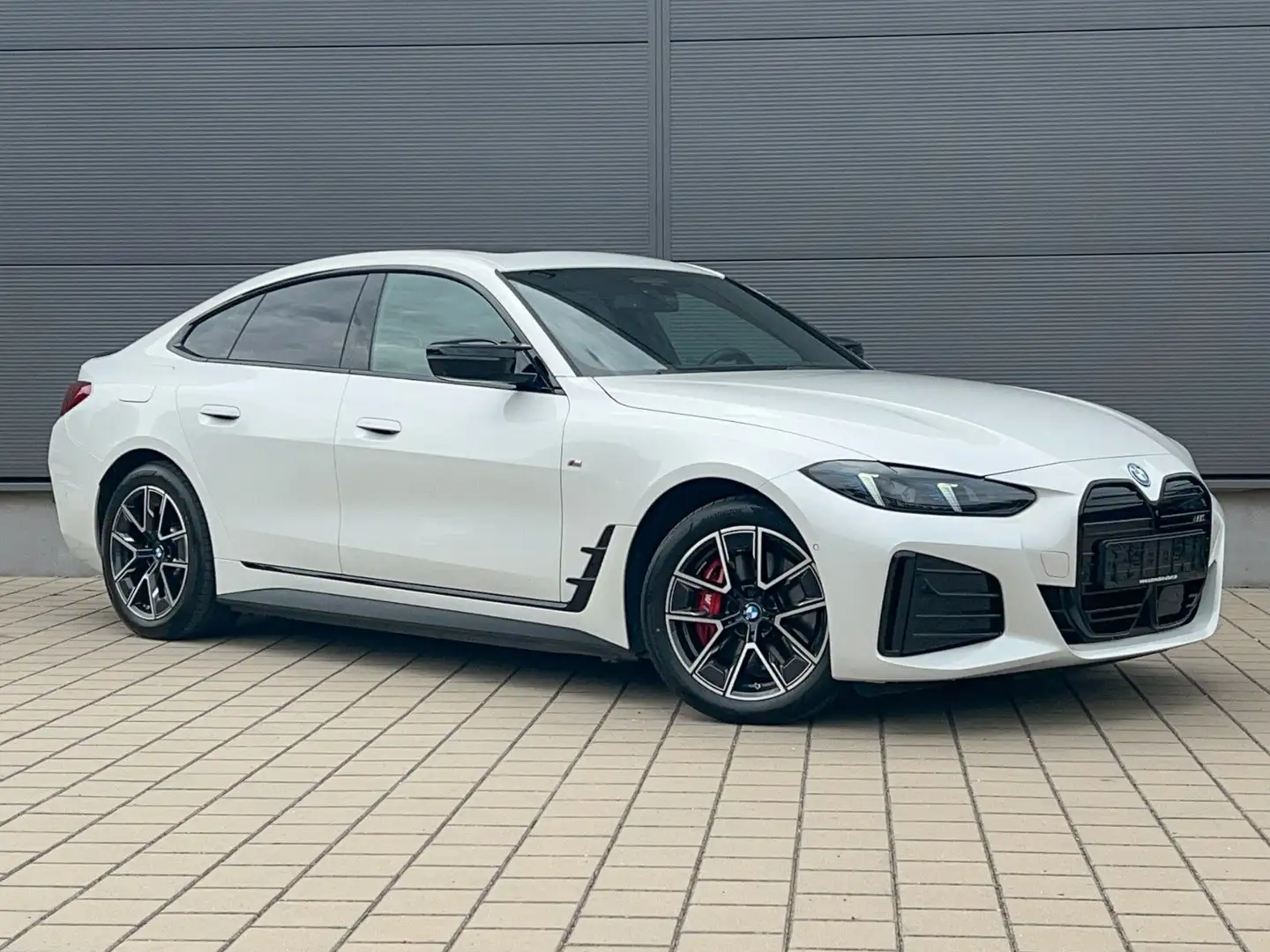BMW i4 Gran Coupe M50 LCI *DrivAssPro*H/K*HUD*AHK Weiß - 2