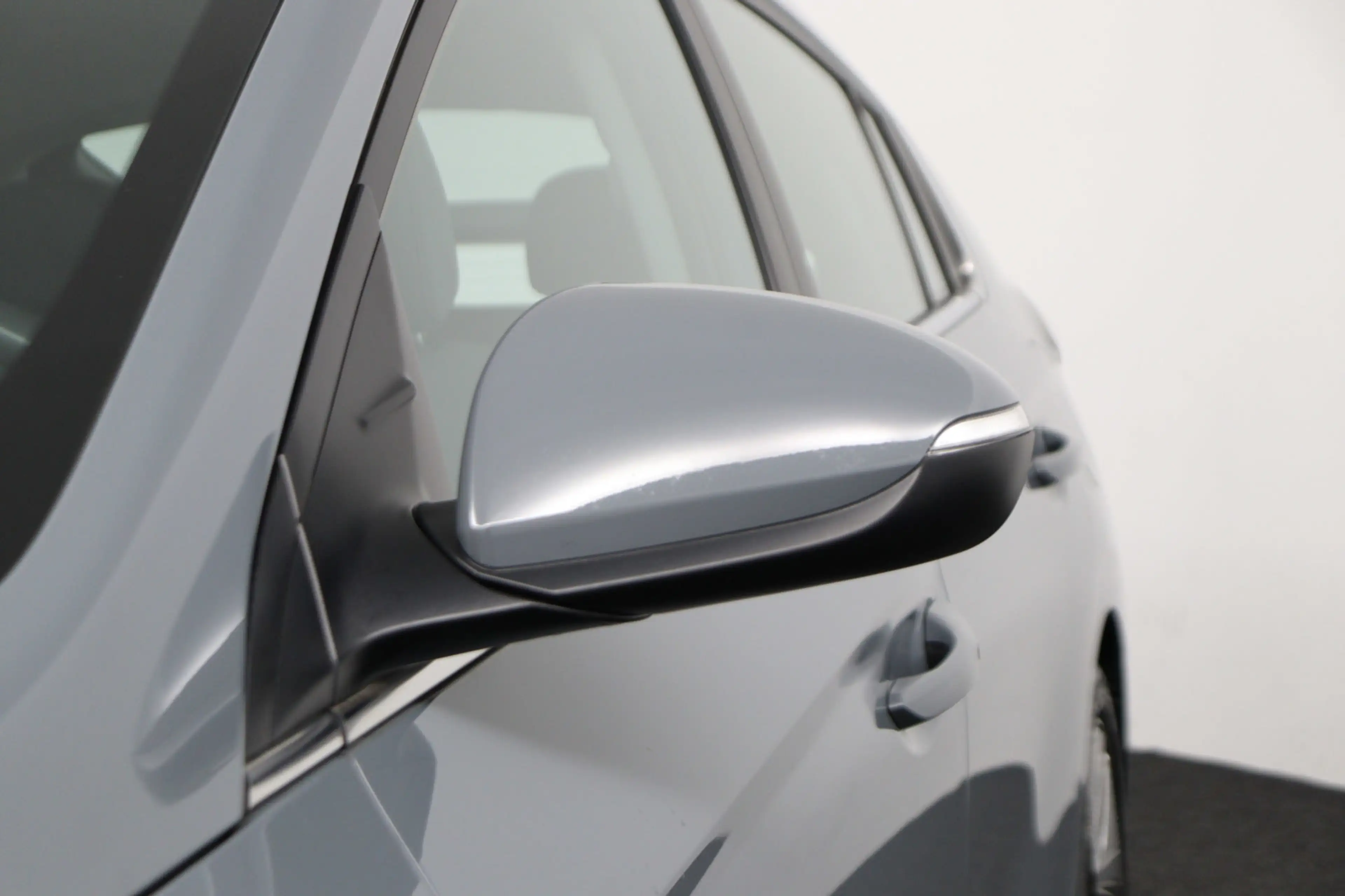 Hyundai IONIQ 1.6 GDi Comfort - Plus HYBRID 140pk Camera/Navi/Ca — photo 31