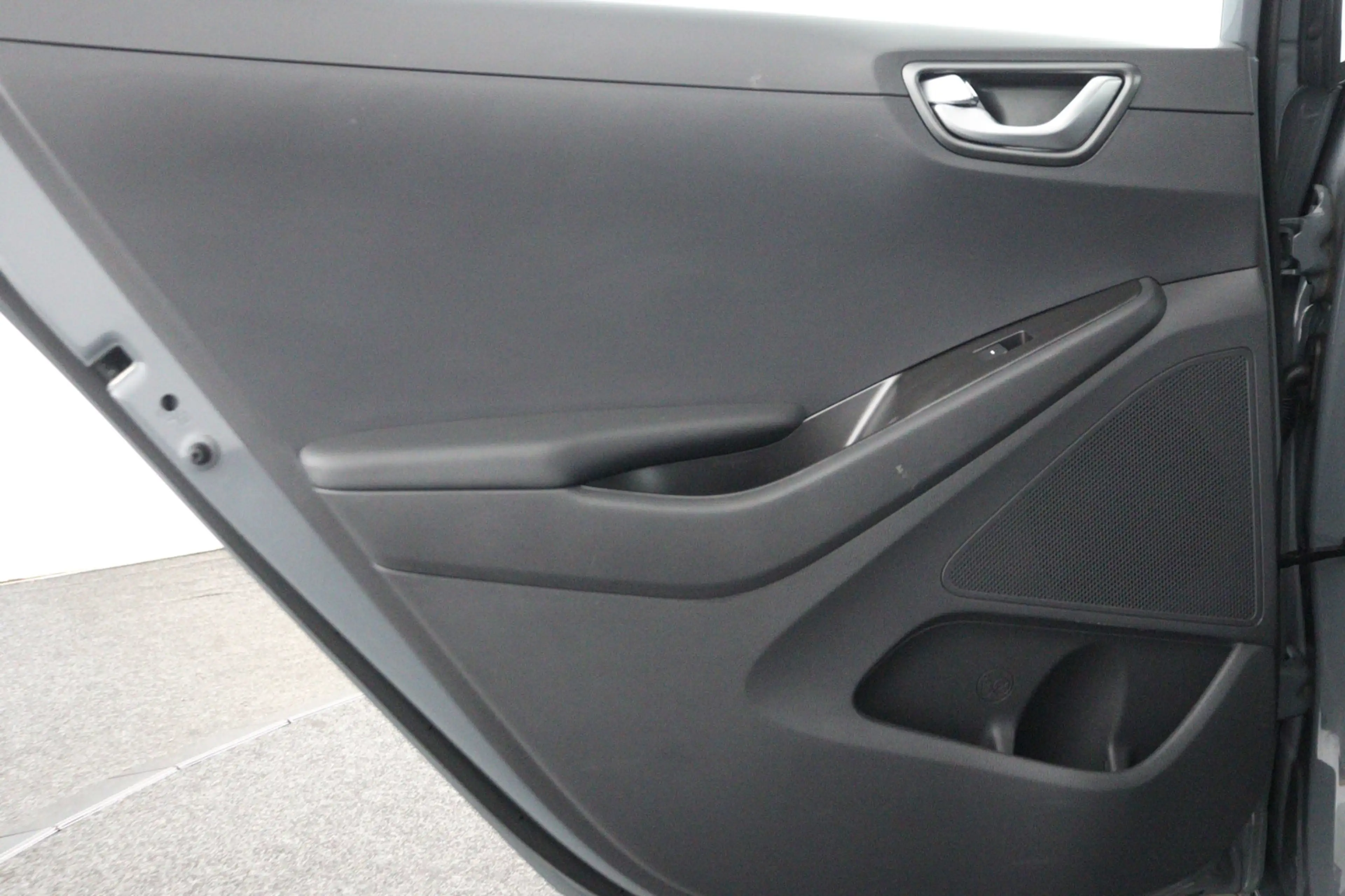 Hyundai IONIQ 1.6 GDi Comfort - Plus HYBRID 140pk Camera/Navi/Ca — photo 36