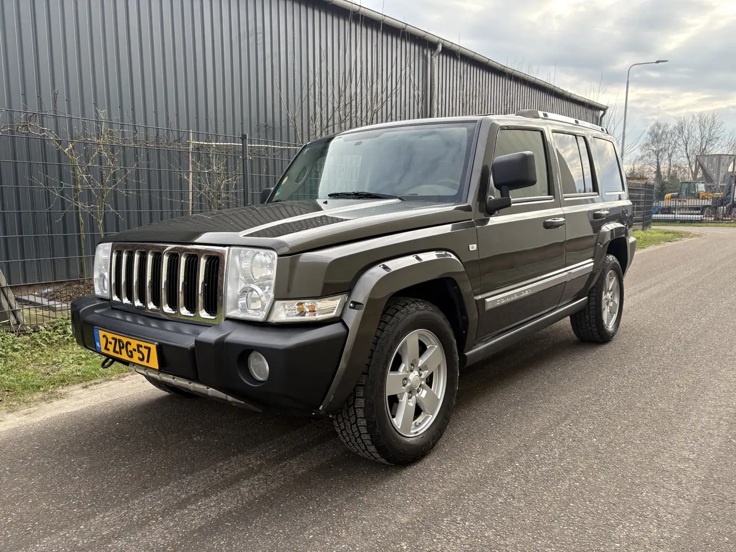 Jeep Commander 3.0 V6 CRD Limited / AUTOMAAT / 7 PERSOONS / LEER Brun - 1