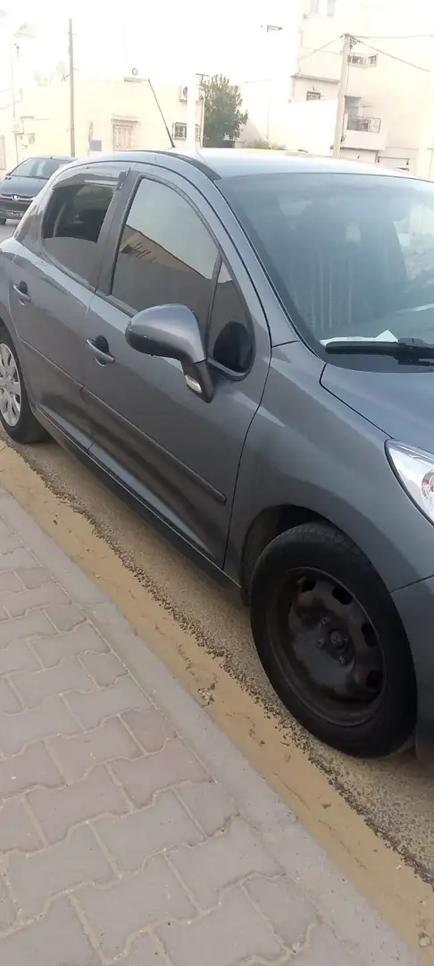 Peugeot 207 207 5p 1.4 hdi One-Line Nero - 2