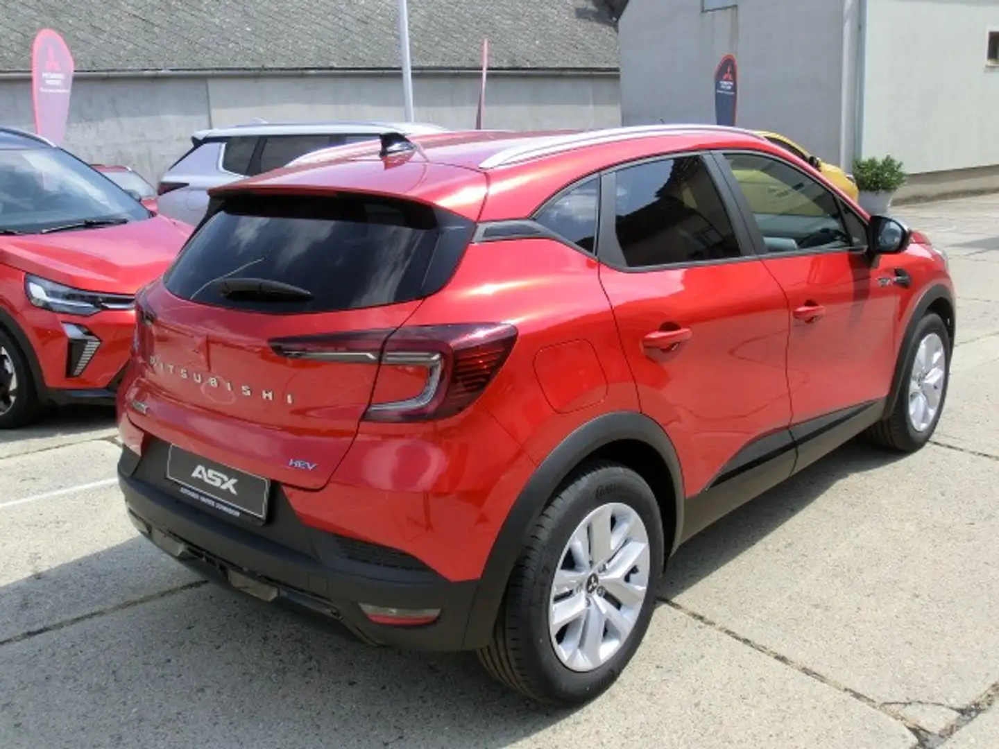 Mitsubishi ASX Sondermodell YUKI Rot - 2