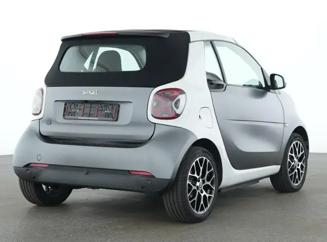 smart Fortwo view 3