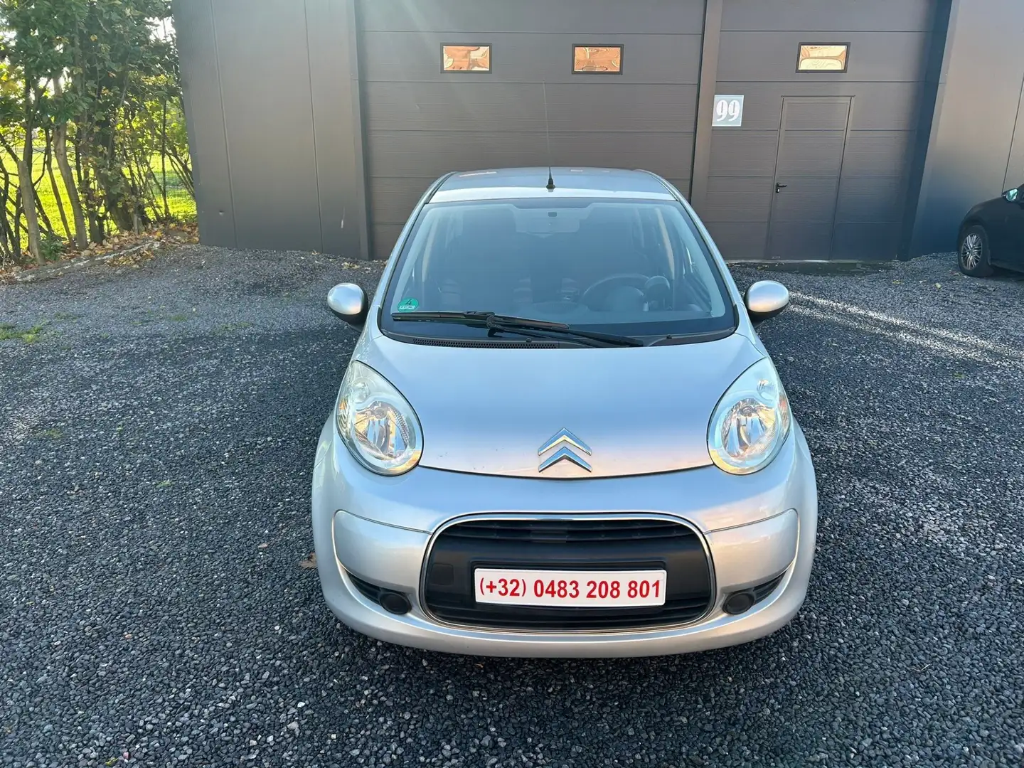 Citroen C1 1.0 essence AIRCO 08/2010 Gris - 2