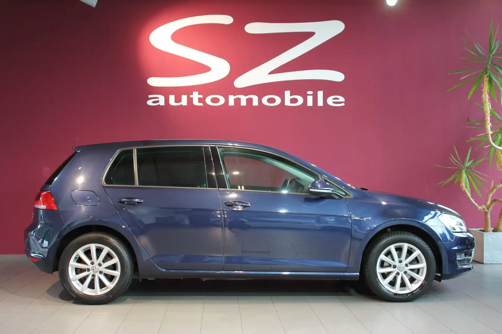 Volkswagen Golf VII Lim. Comfortline SHZ Tempomat Azul - 1