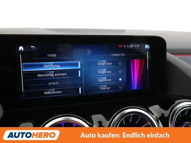 Mercedes-Benz Gla view 26