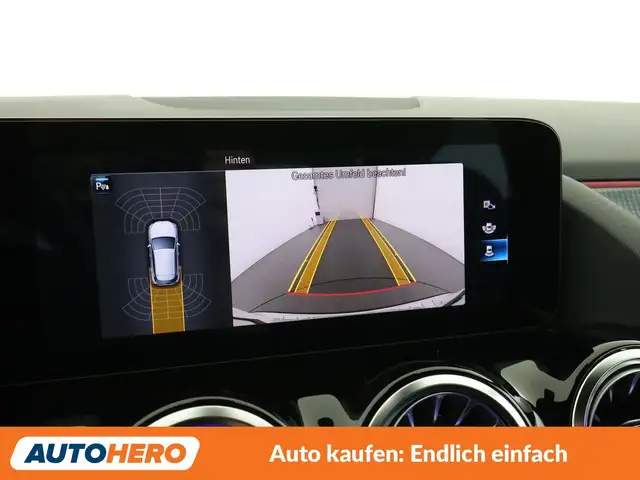 Mercedes-Benz Gla view 22