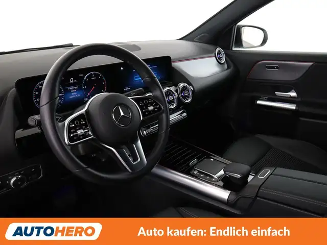 Mercedes-Benz Gla view 11