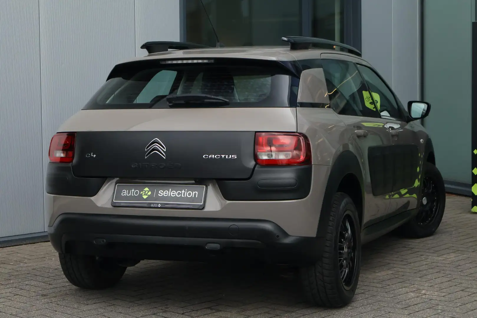 Citroen C4 Cactus 1.2 VTi Business Brun - 2