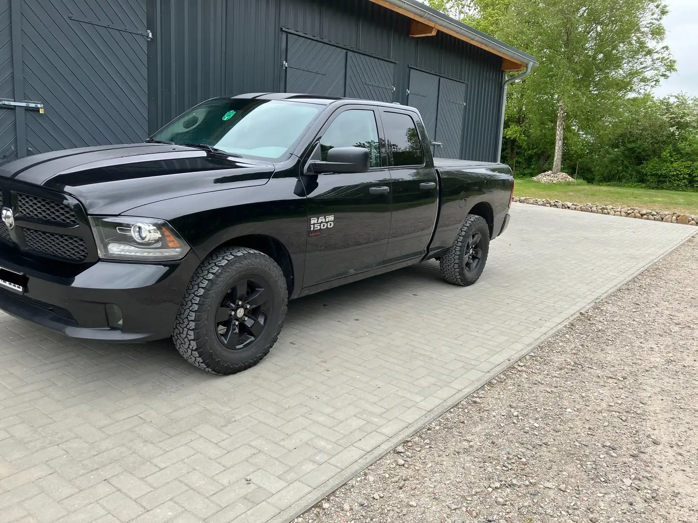 Dodge RAM Dodge RAM HEMI 5.7 LPG Schwarz - 1