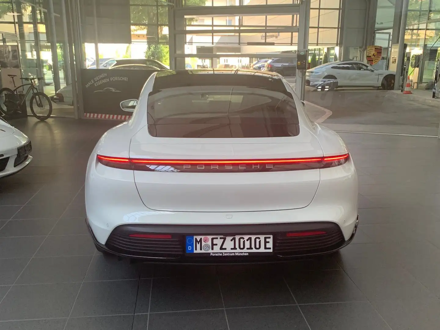 Porsche Taycan Taycan 4S Wit - 2