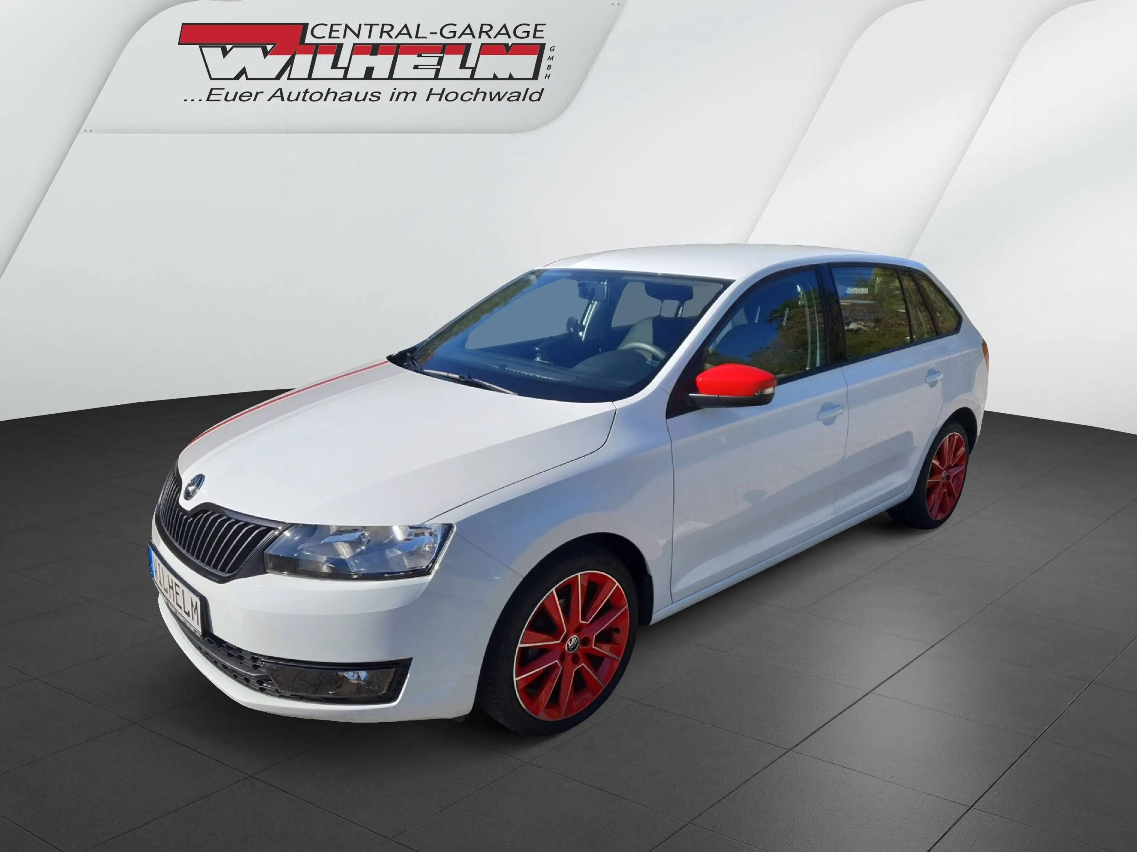 Skoda Rapid/Spaceback 1.2 TSI Red & Grey