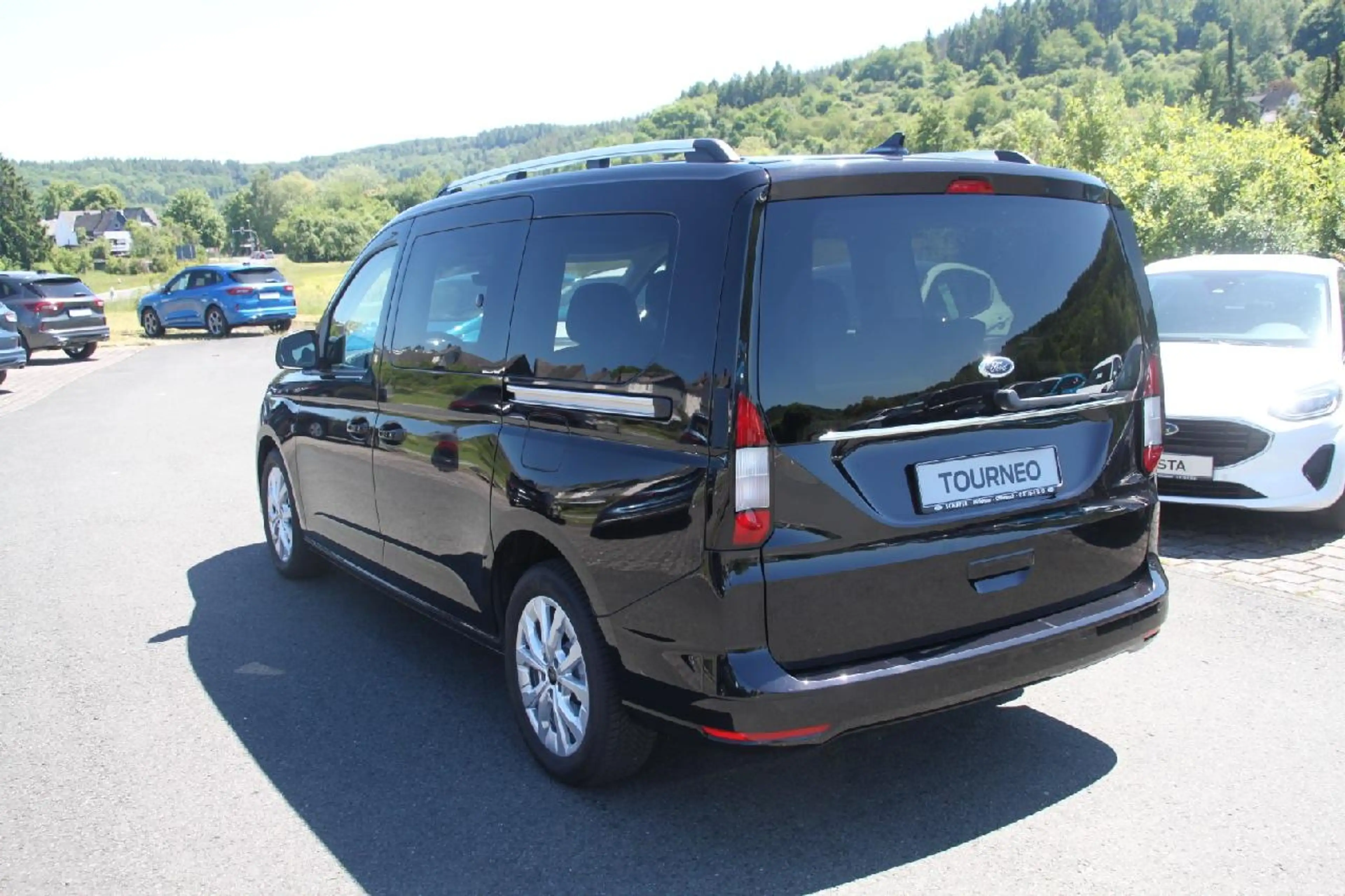 Ford Grand Tourneo Titanium+NAVI+KLIMA+LMF+7-Sitzer+ — photo 4