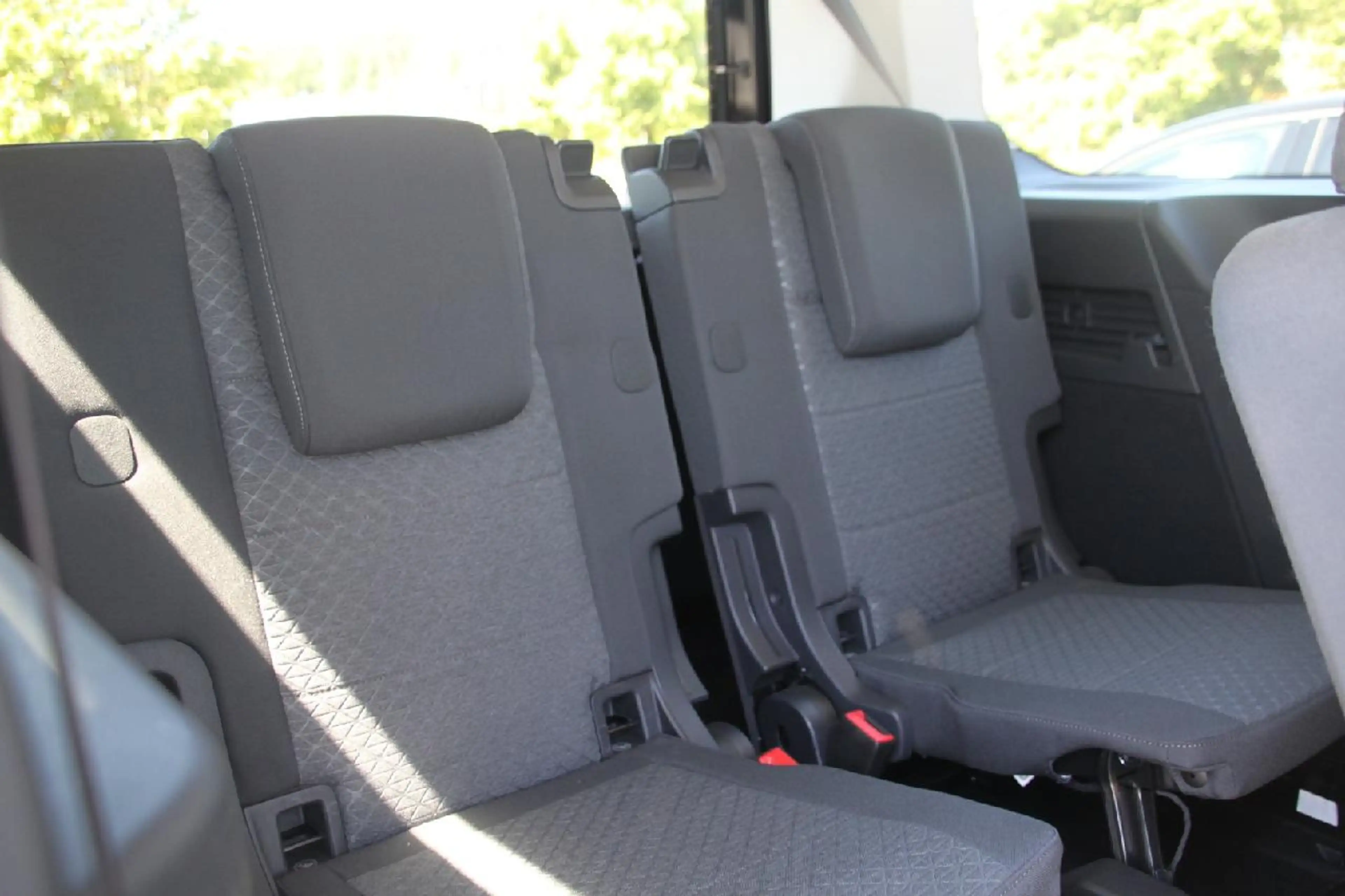 Ford Grand Tourneo Titanium+NAVI+KLIMA+LMF+7-Sitzer+ — photo 10