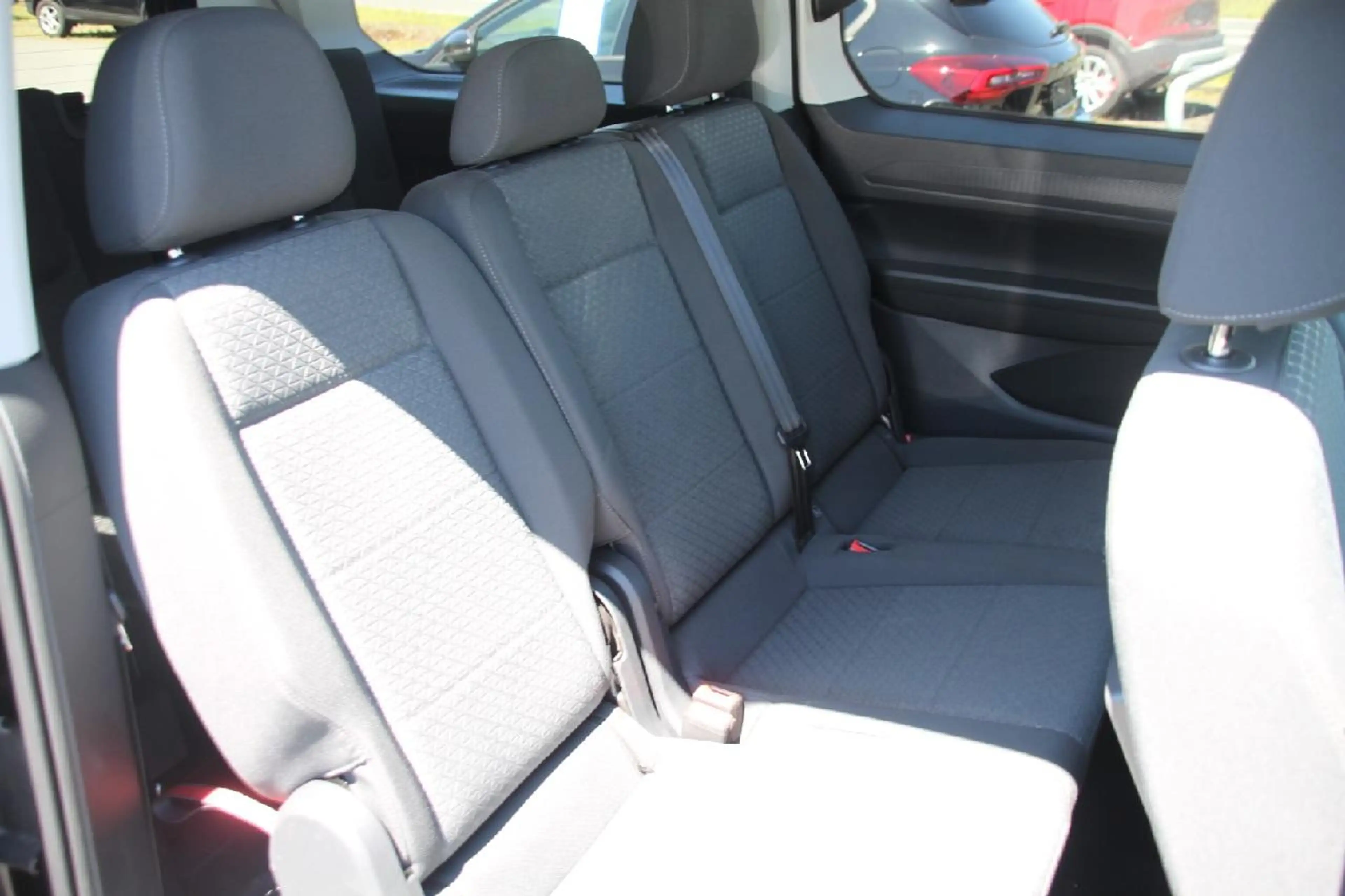 Ford Grand Tourneo Titanium+NAVI+KLIMA+LMF+7-Sitzer+ — photo 9