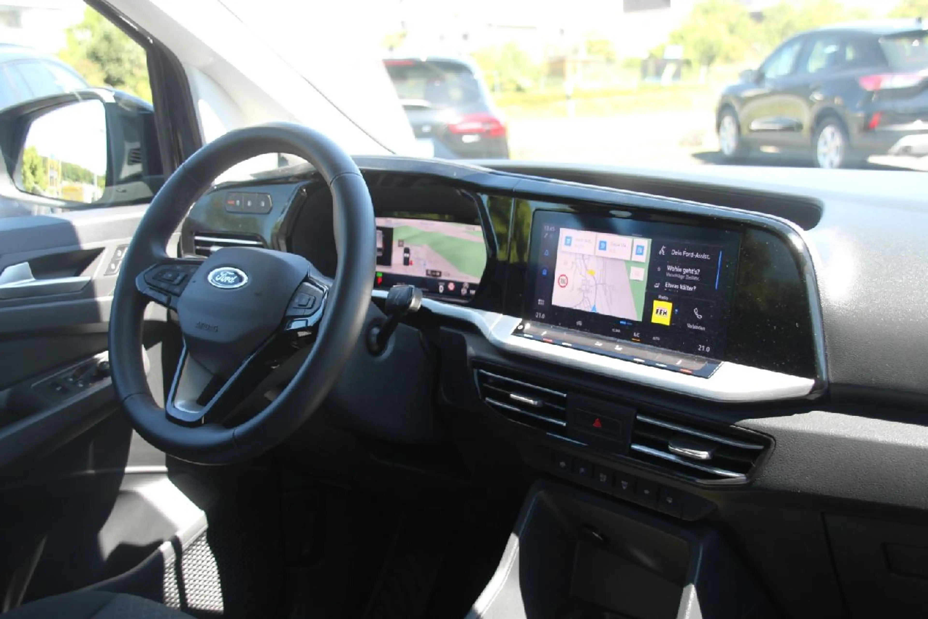 Ford Grand Tourneo Titanium+NAVI+KLIMA+LMF+7-Sitzer+ — photo 11