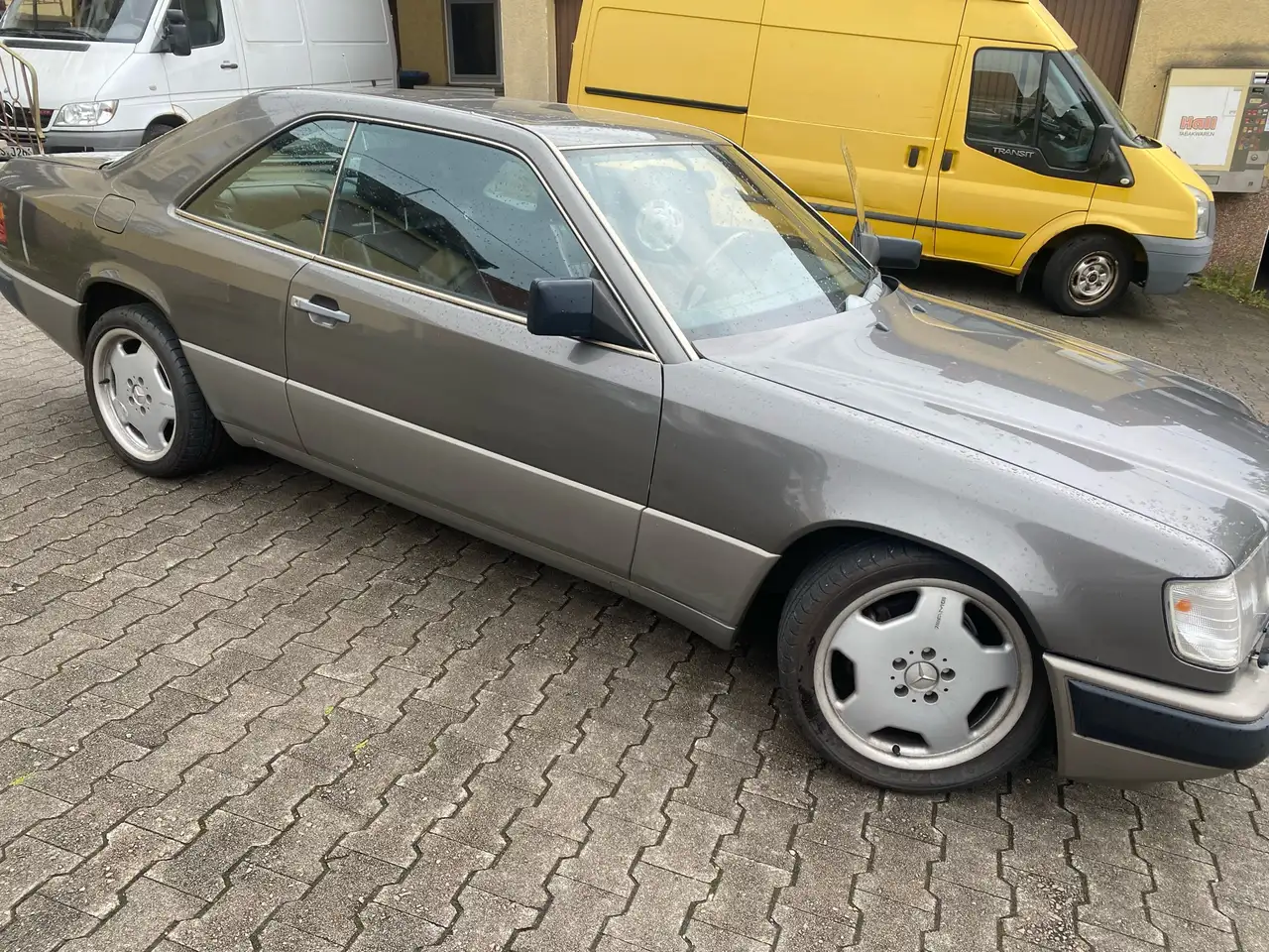 Mercedes-Benz CE 300