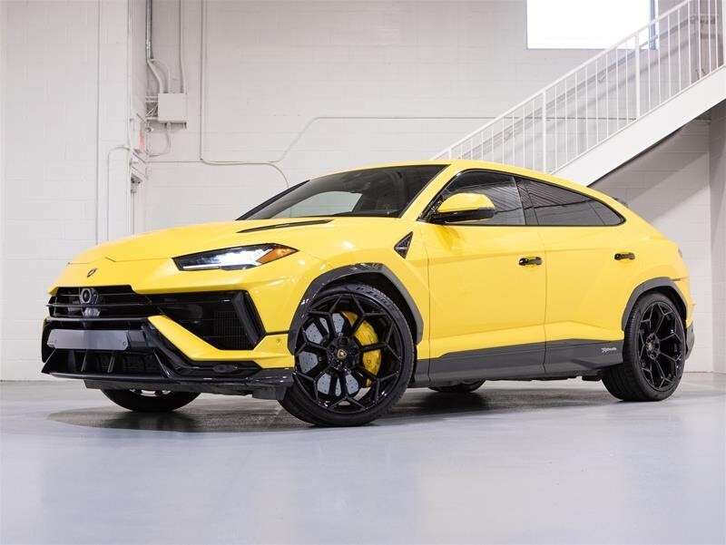 2023 Lamborghini Urus Performante