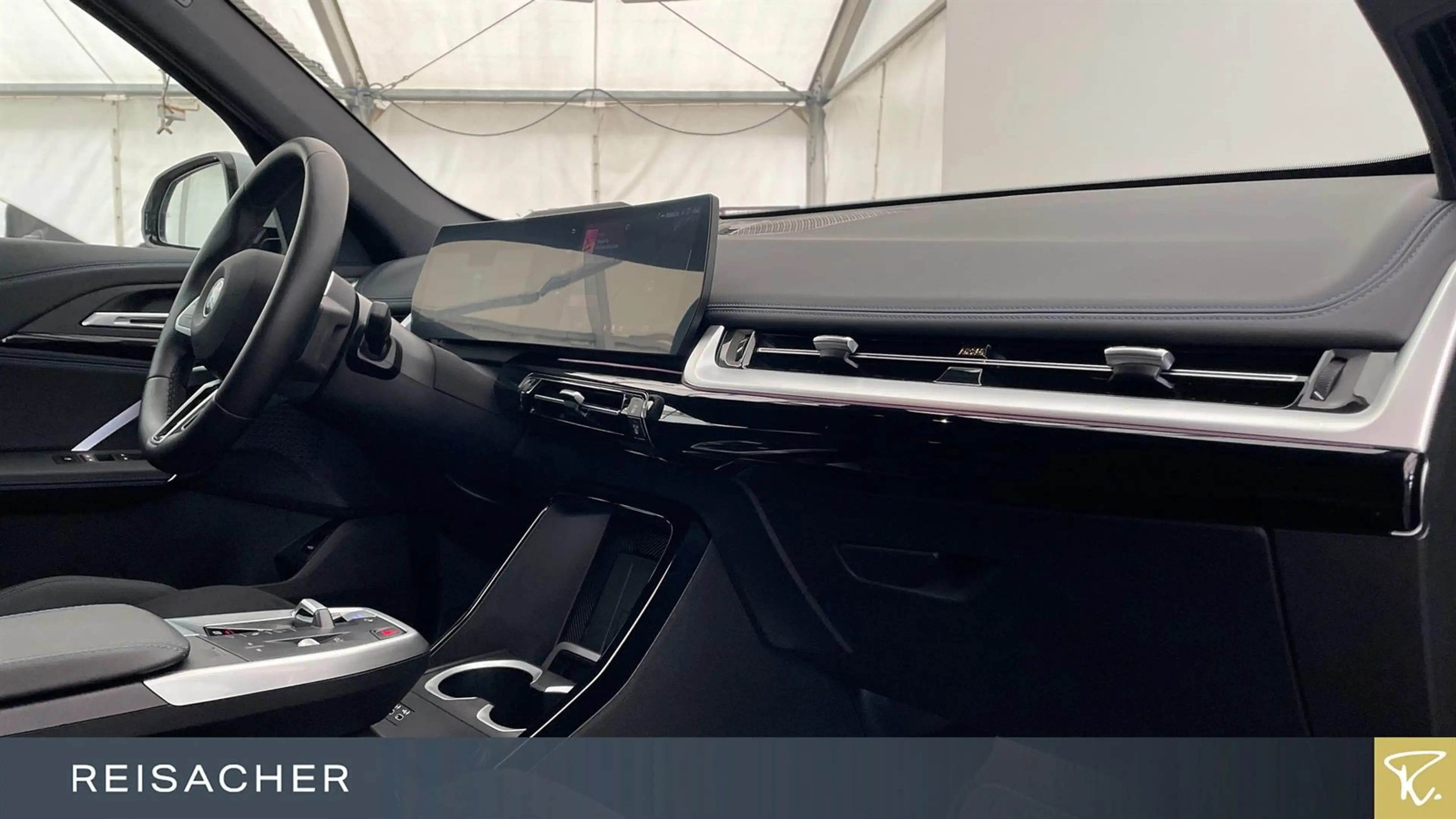 BMW iX1 IX1 XDRIVE30 M-Sport AHK LCPro HUD ACC 360° 19" — photo 13