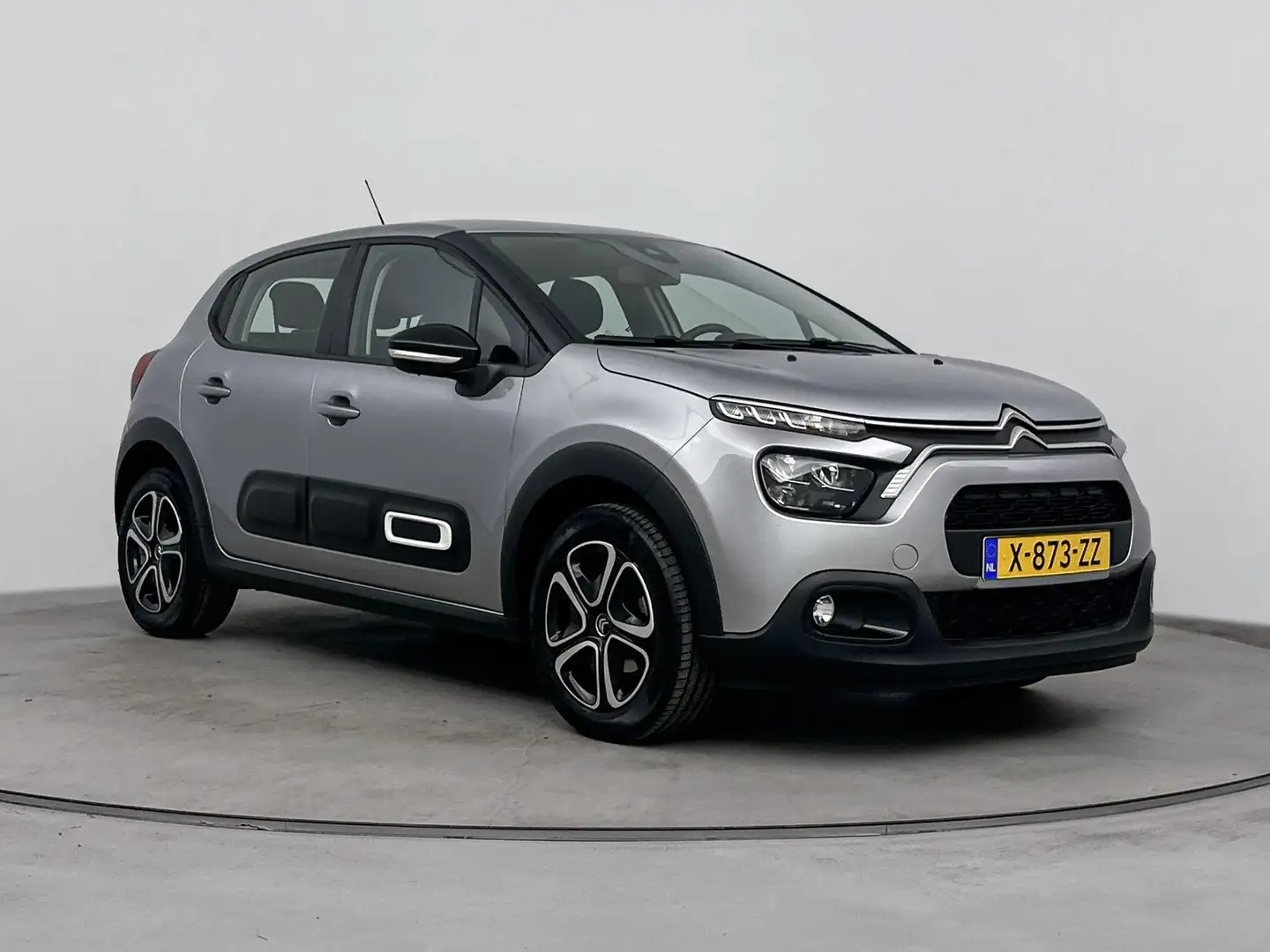 Citroen C3 1.2 83 pk Plus | Navigatie | Carplay | Parkeersens Gris - 2