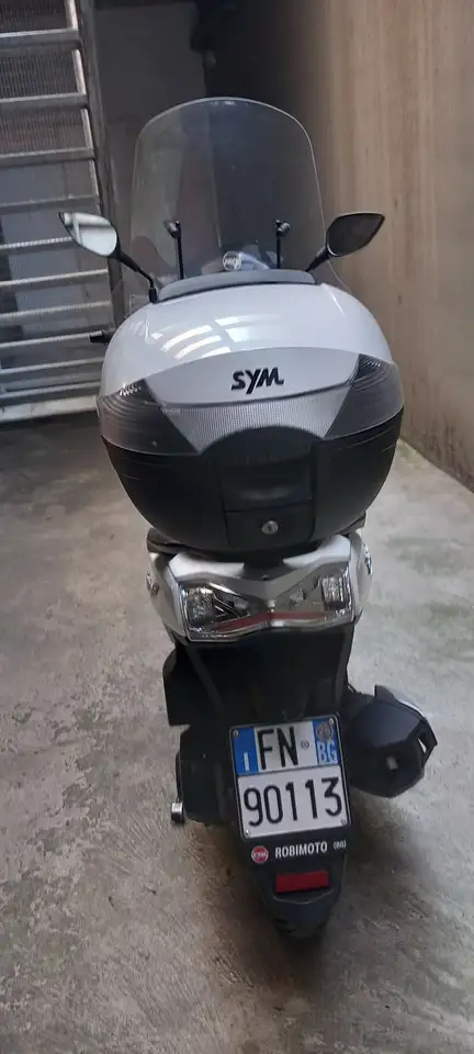 Sym Symphony 200