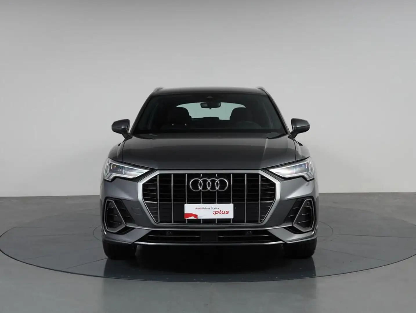 Audi Q3 45 1.4 tfsi e S Line Edition s-tronic Grigio - 2