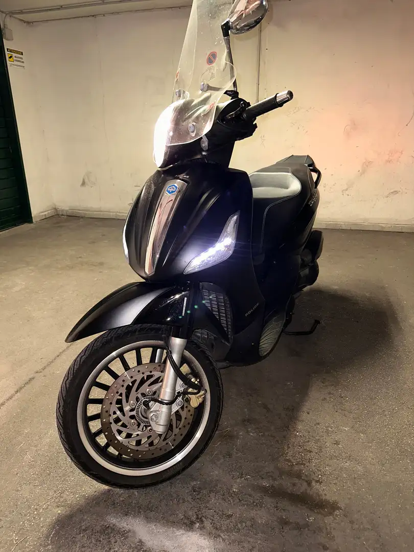 Piaggio Beverly 300 Noir - 1