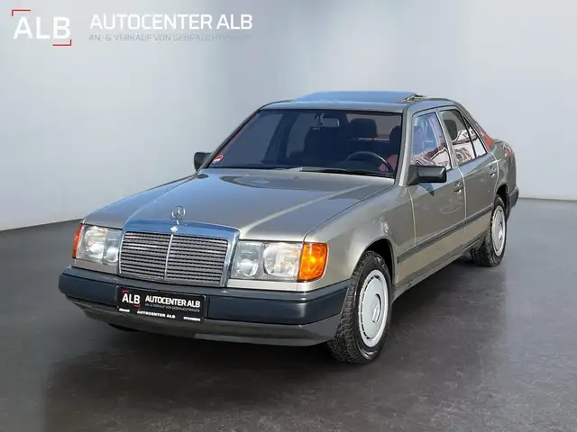Mercedes-Benz 200 124 D 200/OLDTIMER/S-DACH/TOP ZUSTAND/TÜV NEU/