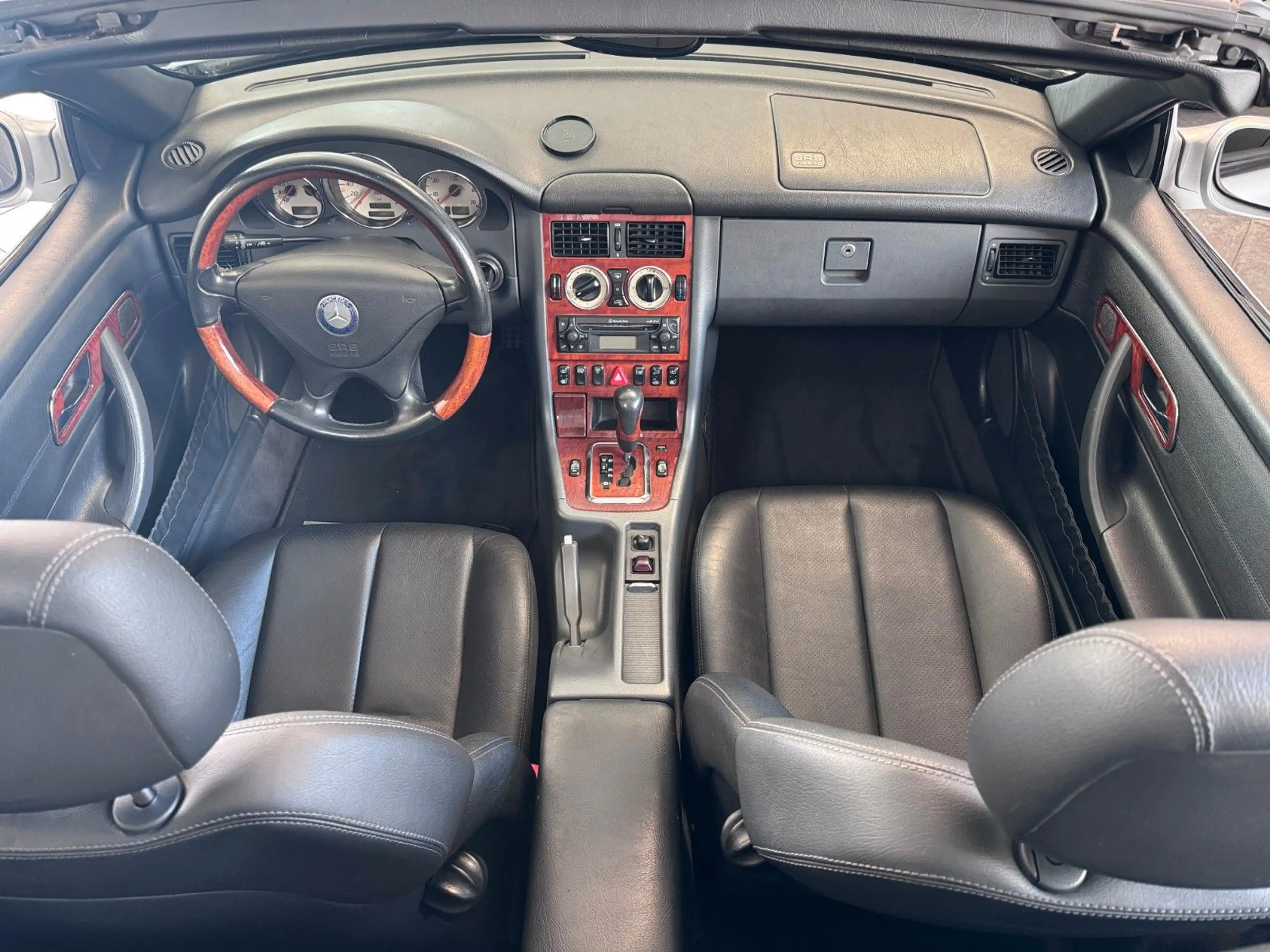 Mercedes-Benz SLK 320 — photo 8