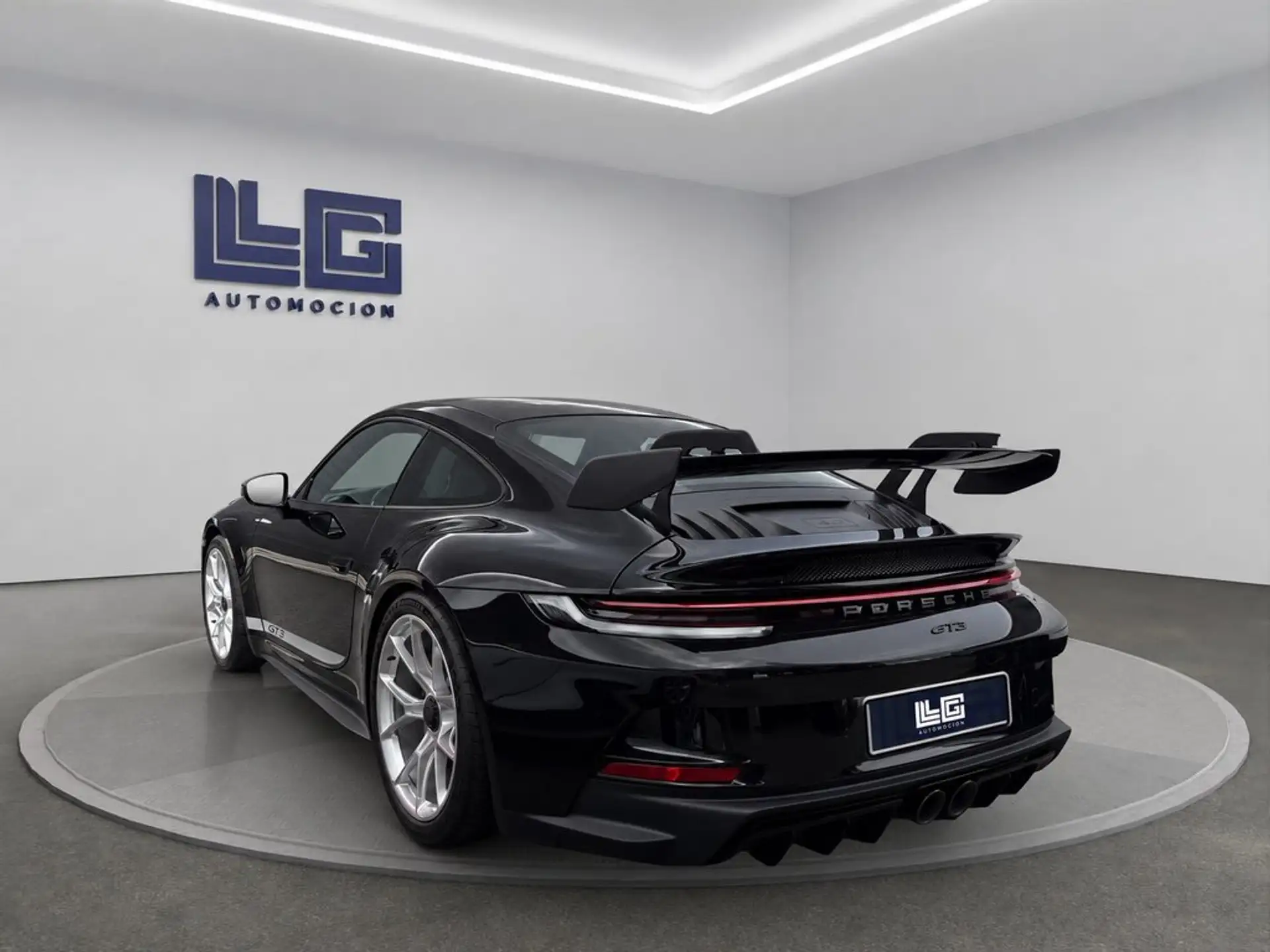 포르쉐 911 GT3 2022 검정 사진 4