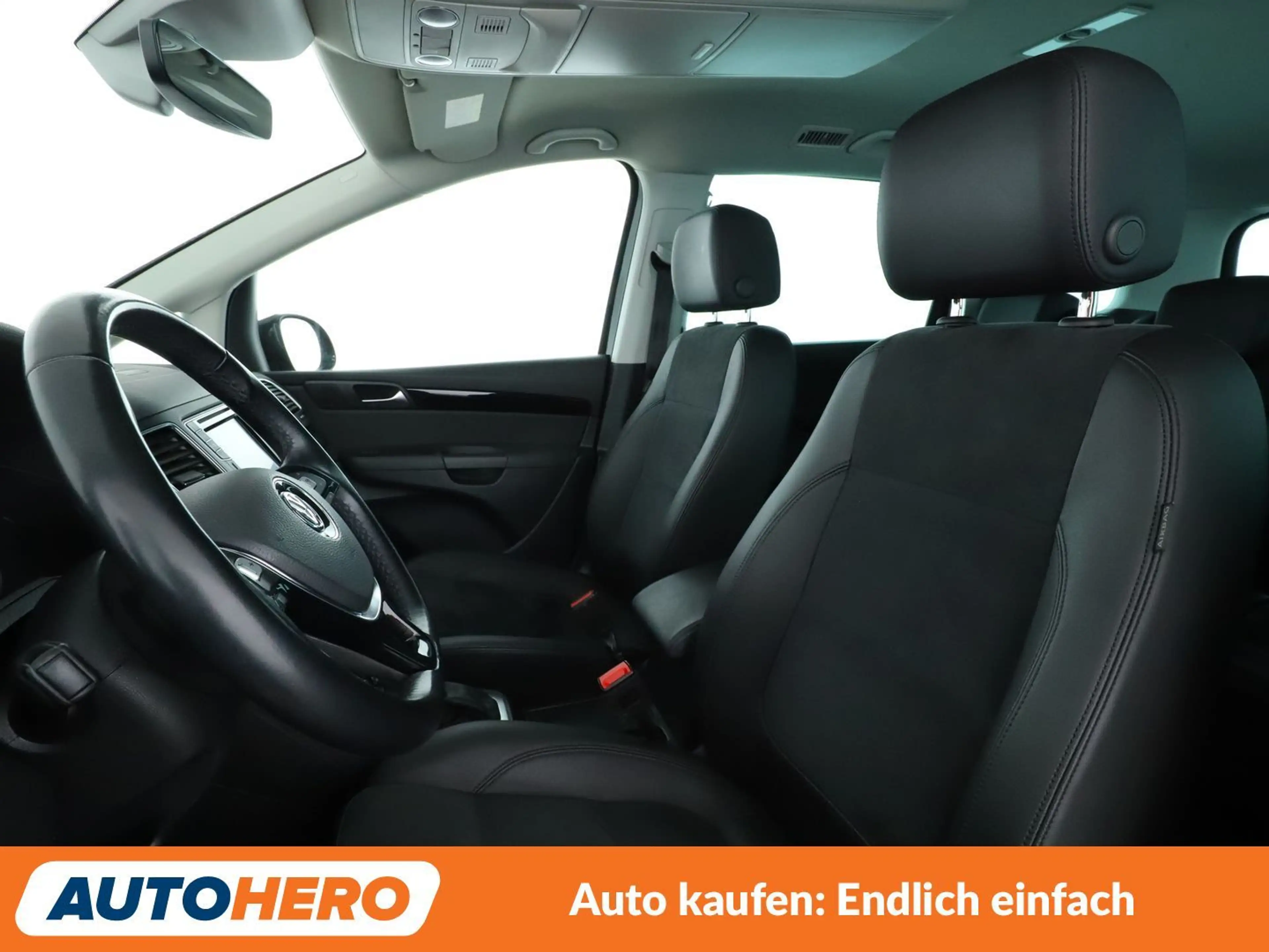 Volkswagen Sharan 1.4 TSI Highline BlueMotion Tech Aut*NAVI*XENON* — photo 10