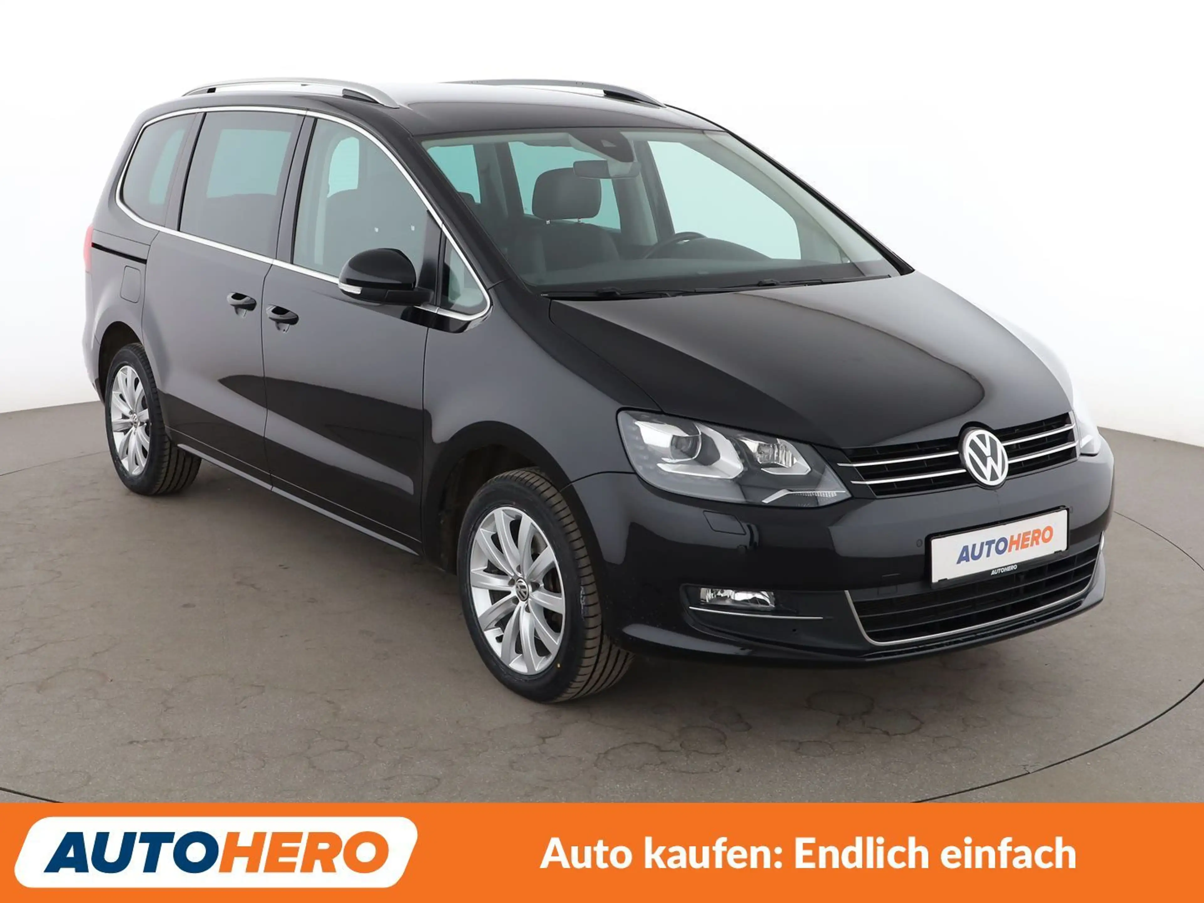 Volkswagen Sharan 1.4 TSI Highline BlueMotion Tech Aut*NAVI*XENON* — photo 8
