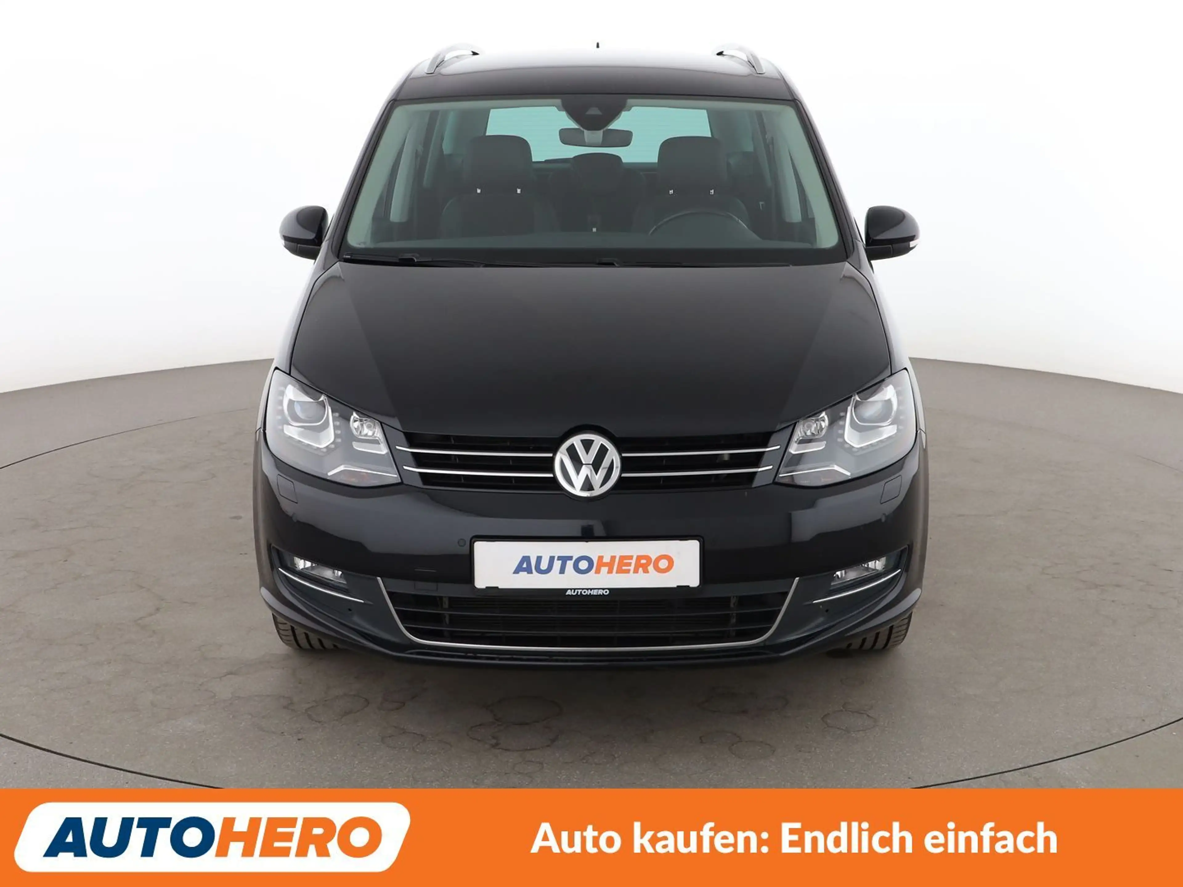 Volkswagen Sharan 1.4 TSI Highline BlueMotion Tech Aut*NAVI*XENON* — photo 9