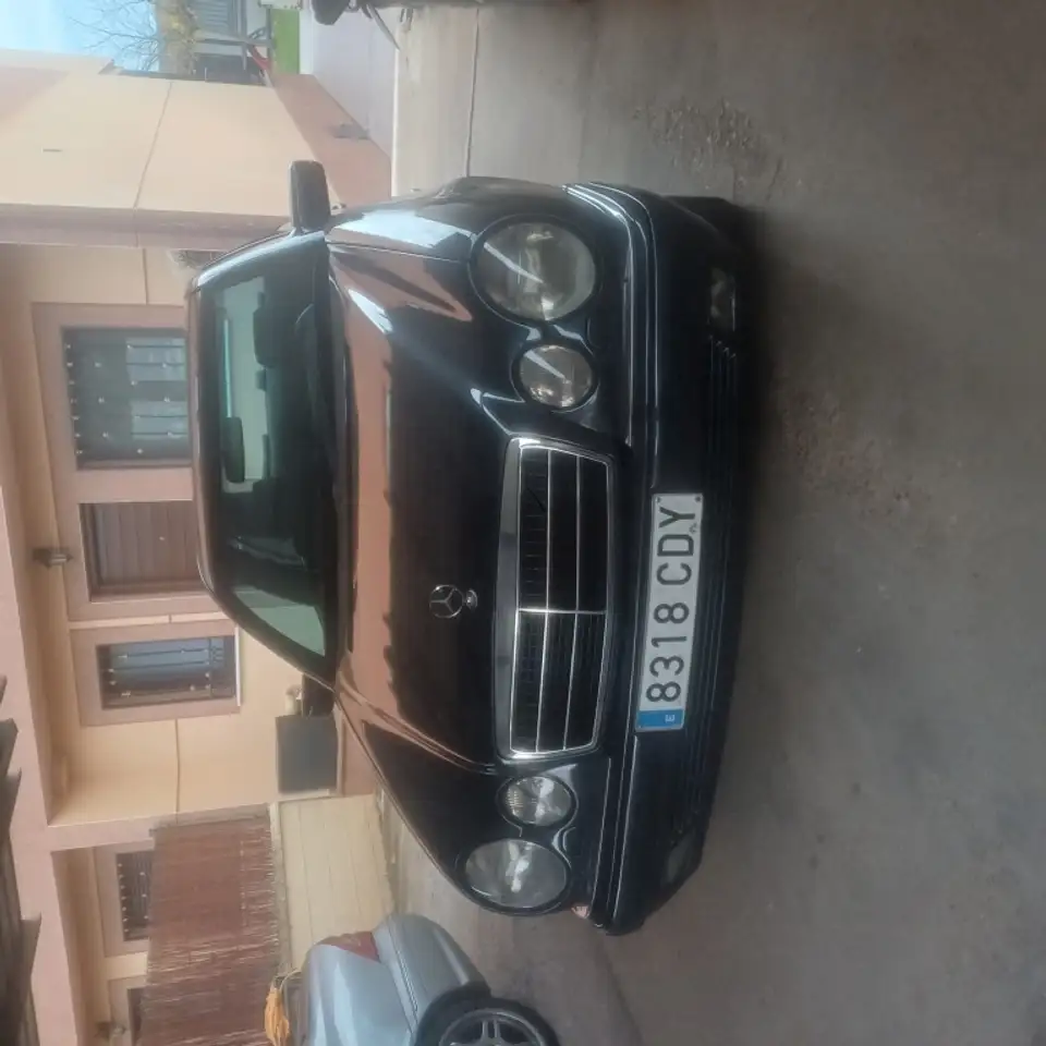 Mercedes-Benz E 280 V6 4Matic Avantgarde, foto 4