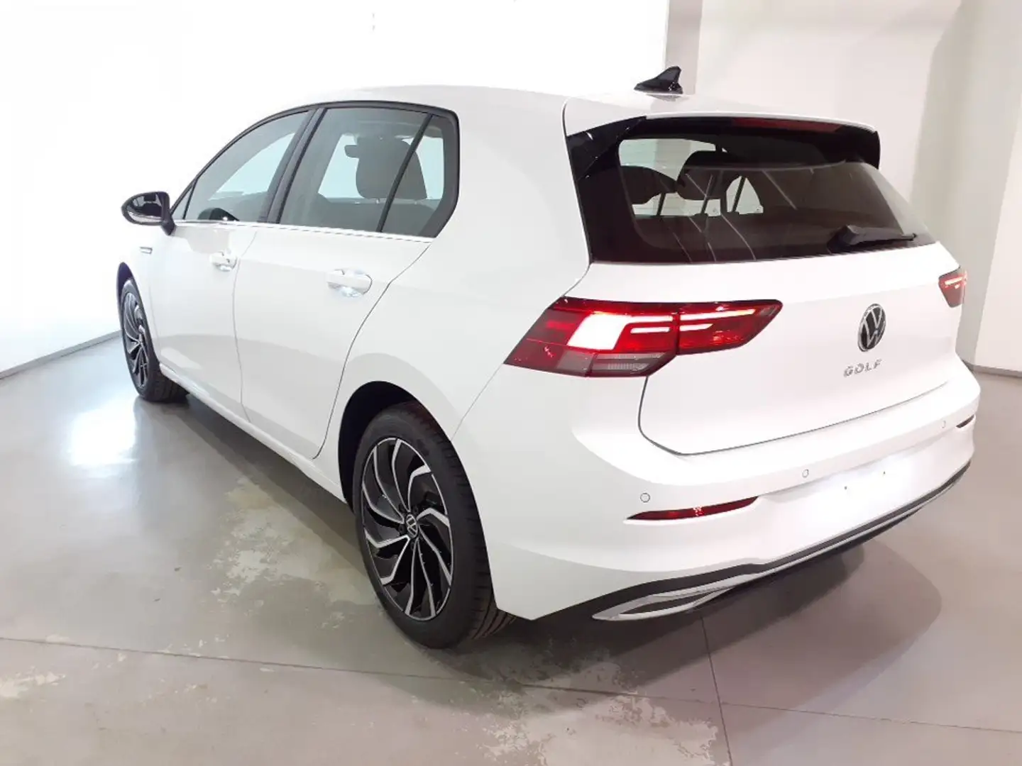 Volkswagen Golf 8 STYLE 1.5 TSI 130CV 5POSTI ONLY - PROMO Bianco - 2