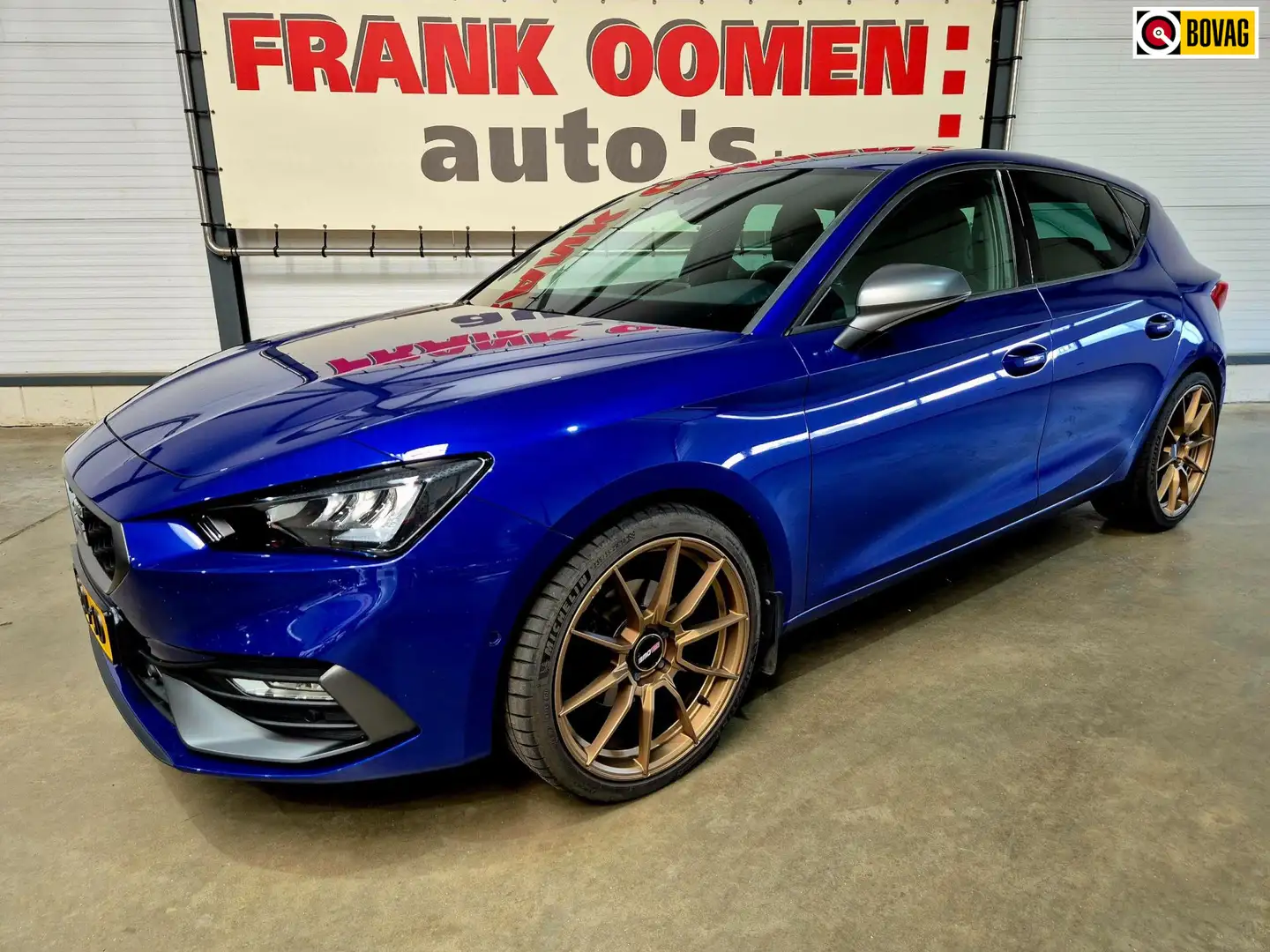 SEAT Leon 1.5 eTSI 150PK FR Business Intense + Keyless|19"LM Blauw - 1